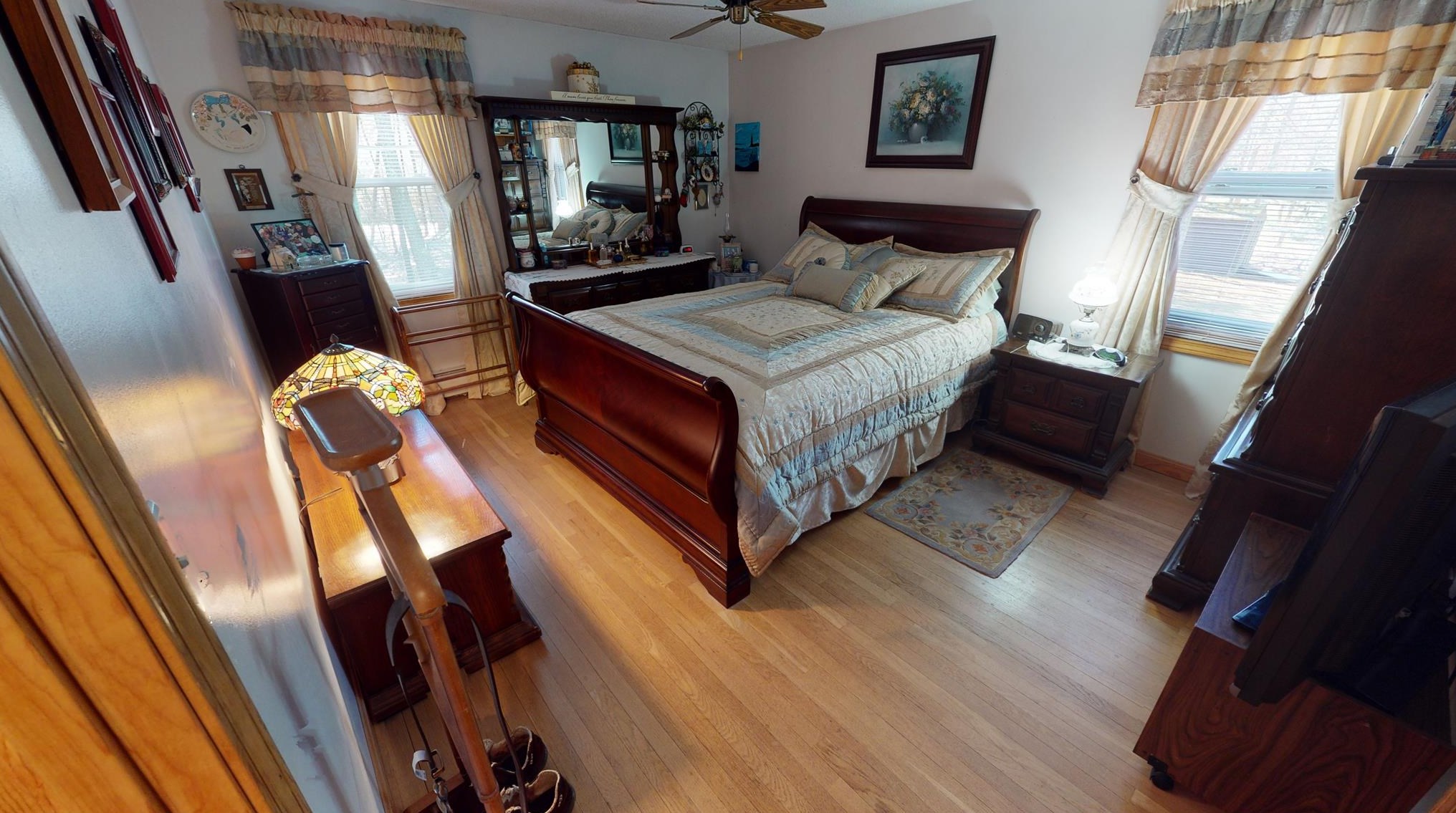 90 Hillcrest Rd, Hudson NH  03052-2341 exterior