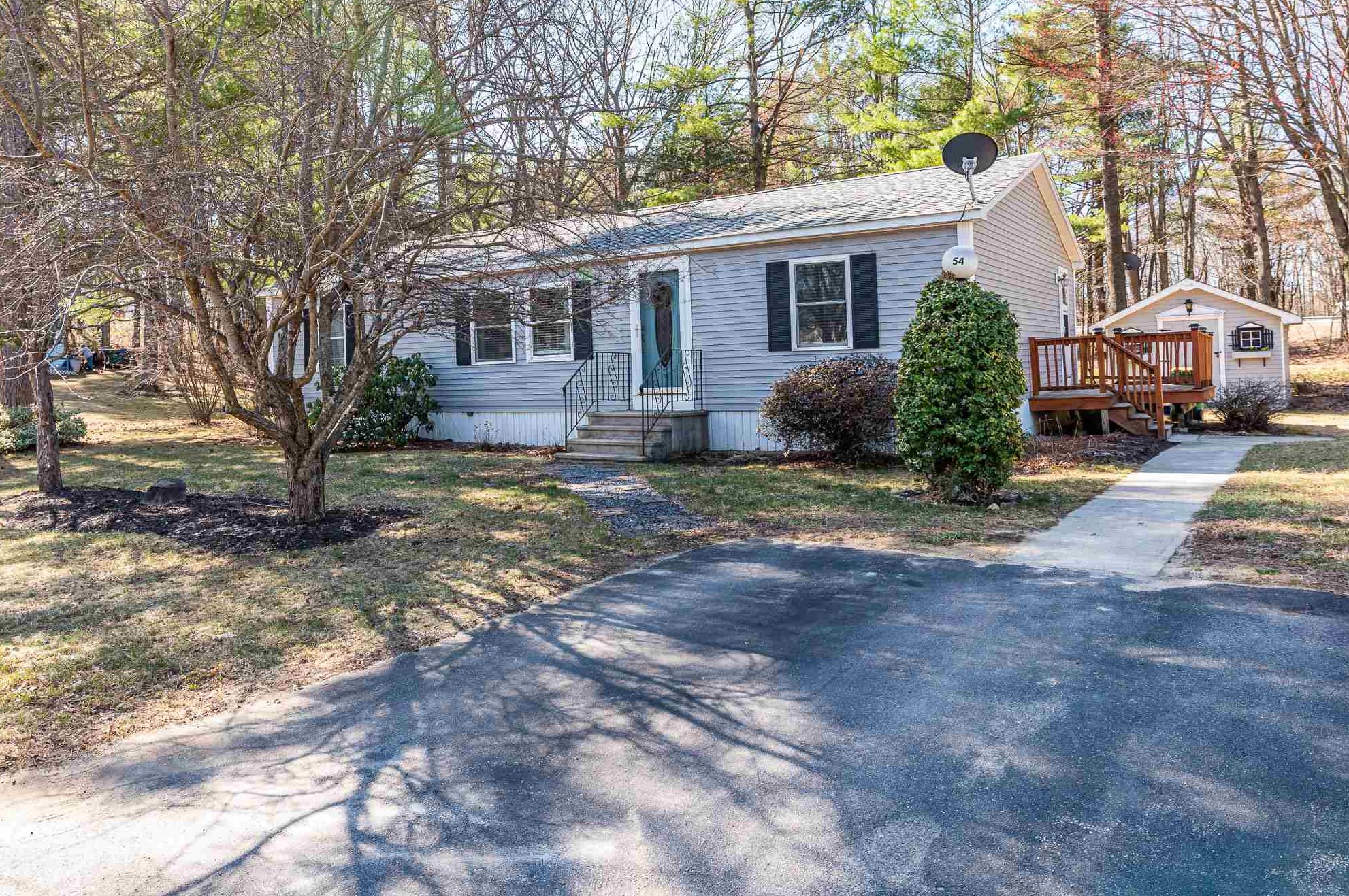 54 Gooseberry Cir, Rochester, NH 03867-5267
