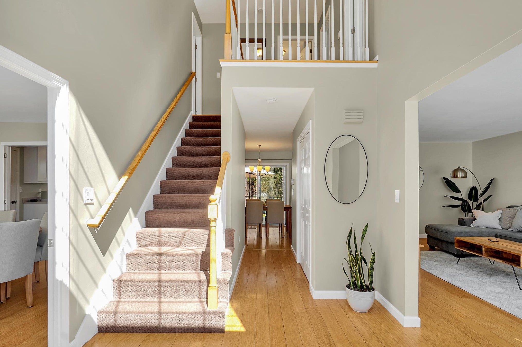 16 Ellie Dr, Merrimack NH  03054-3574 exterior