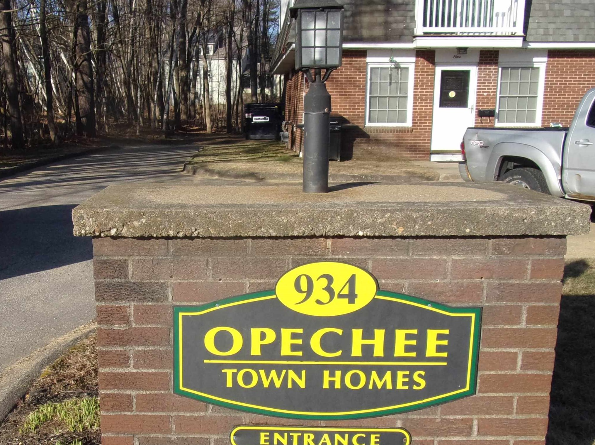 934 N Main St #12, Laconia, NH 03246