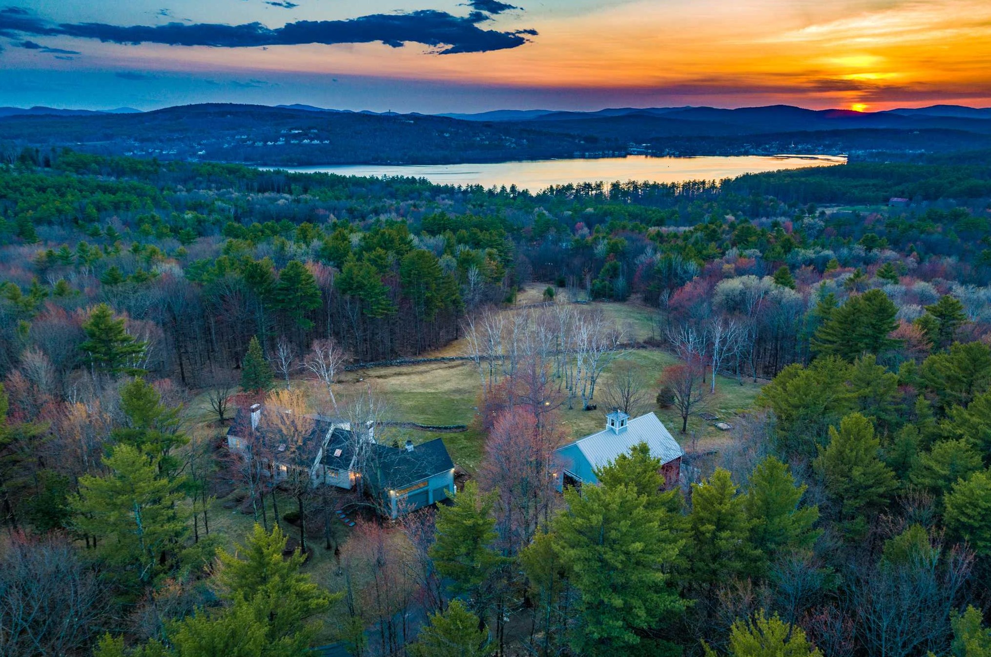 47 Lake Country Rd, Meredith, NH 03253 exterior