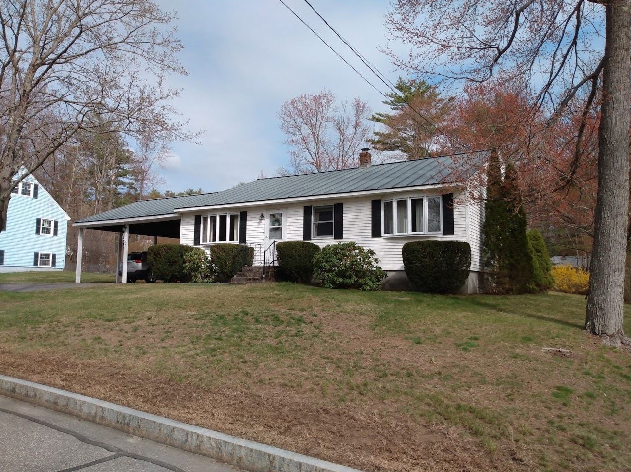 7 Woodridge Rd, Keene, NH 03431