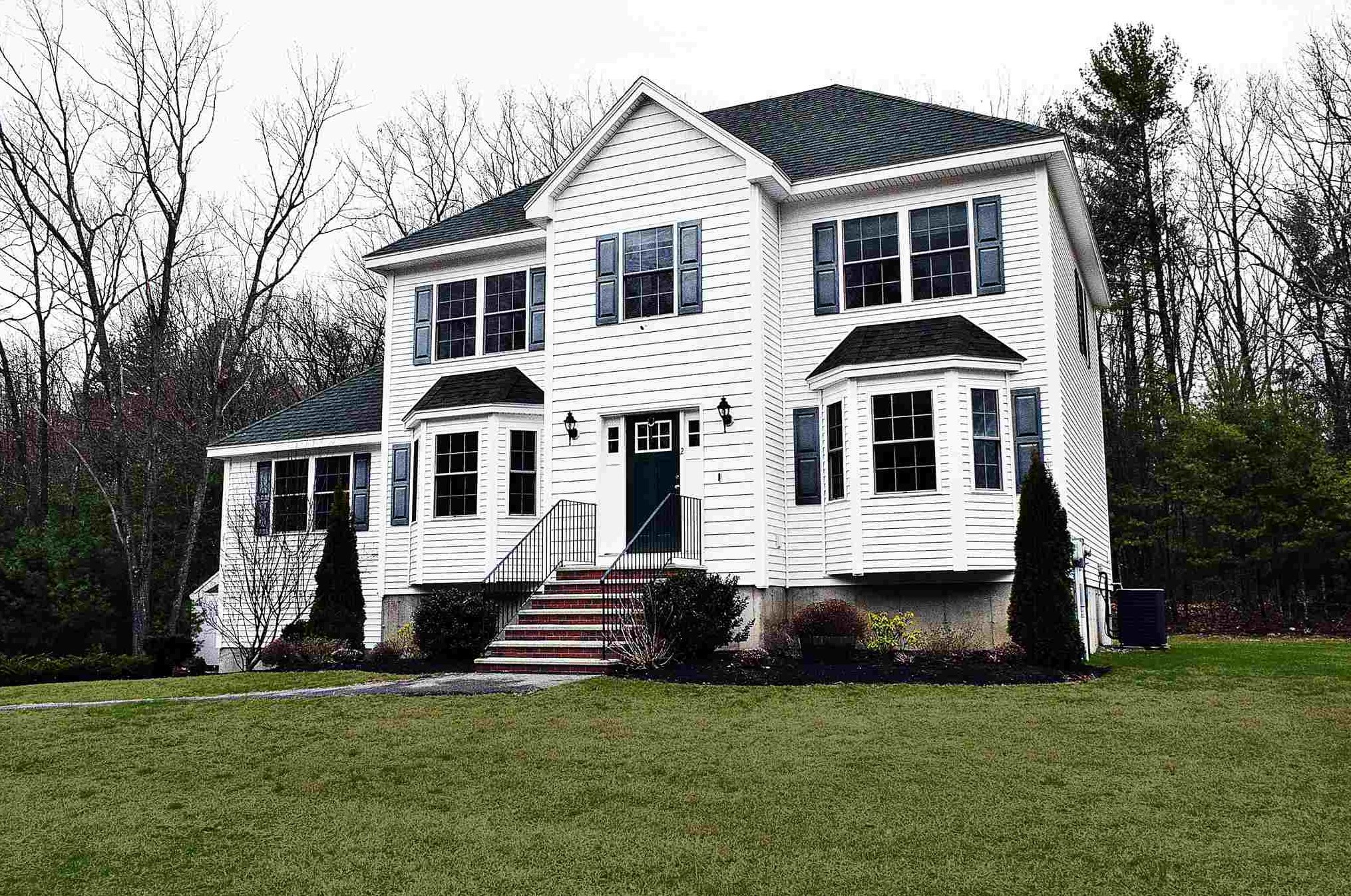 2 Village Way, Plaistow, NH 03865