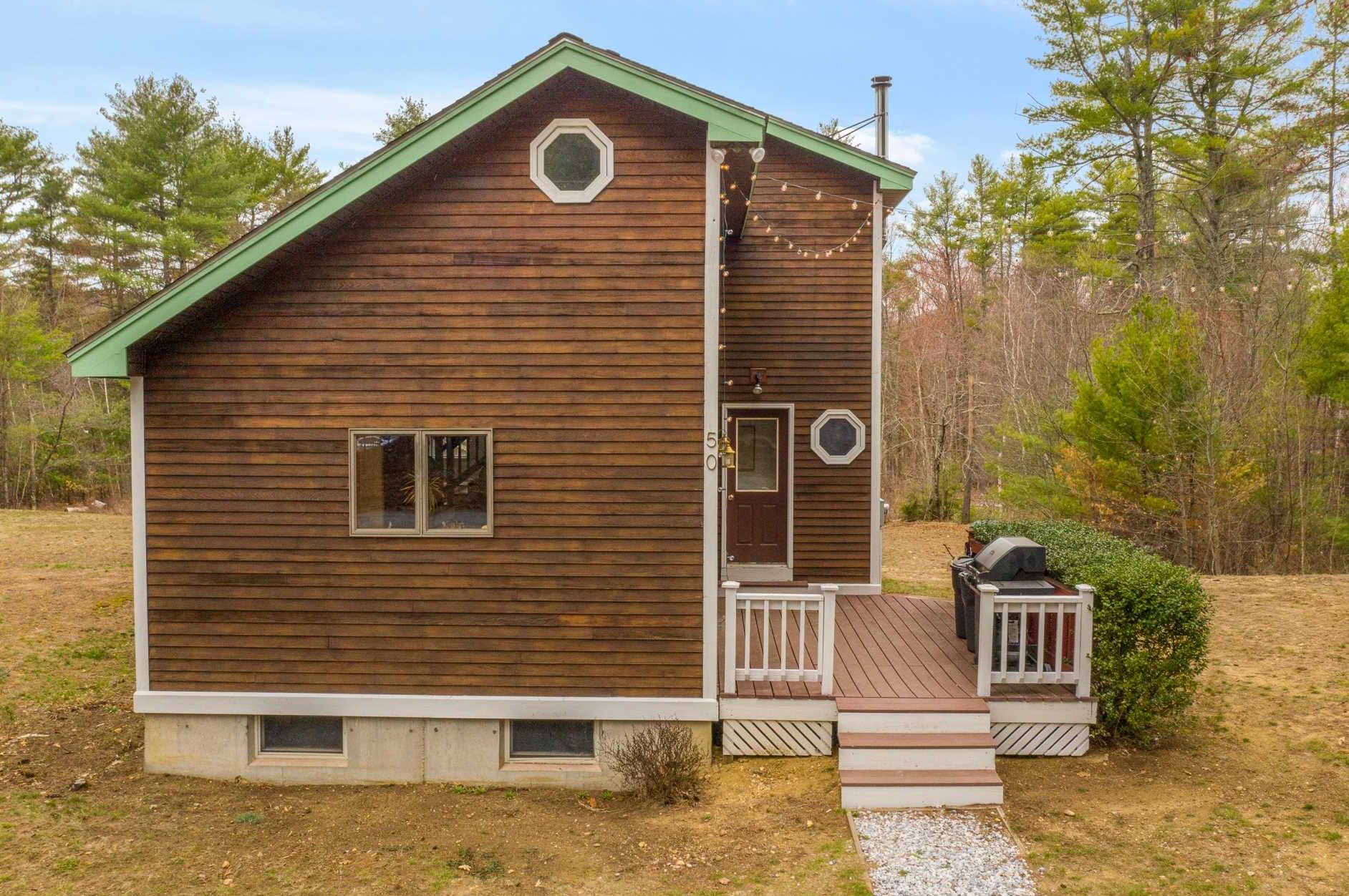 50 Leeanna Dr, Barrington, NH 03825