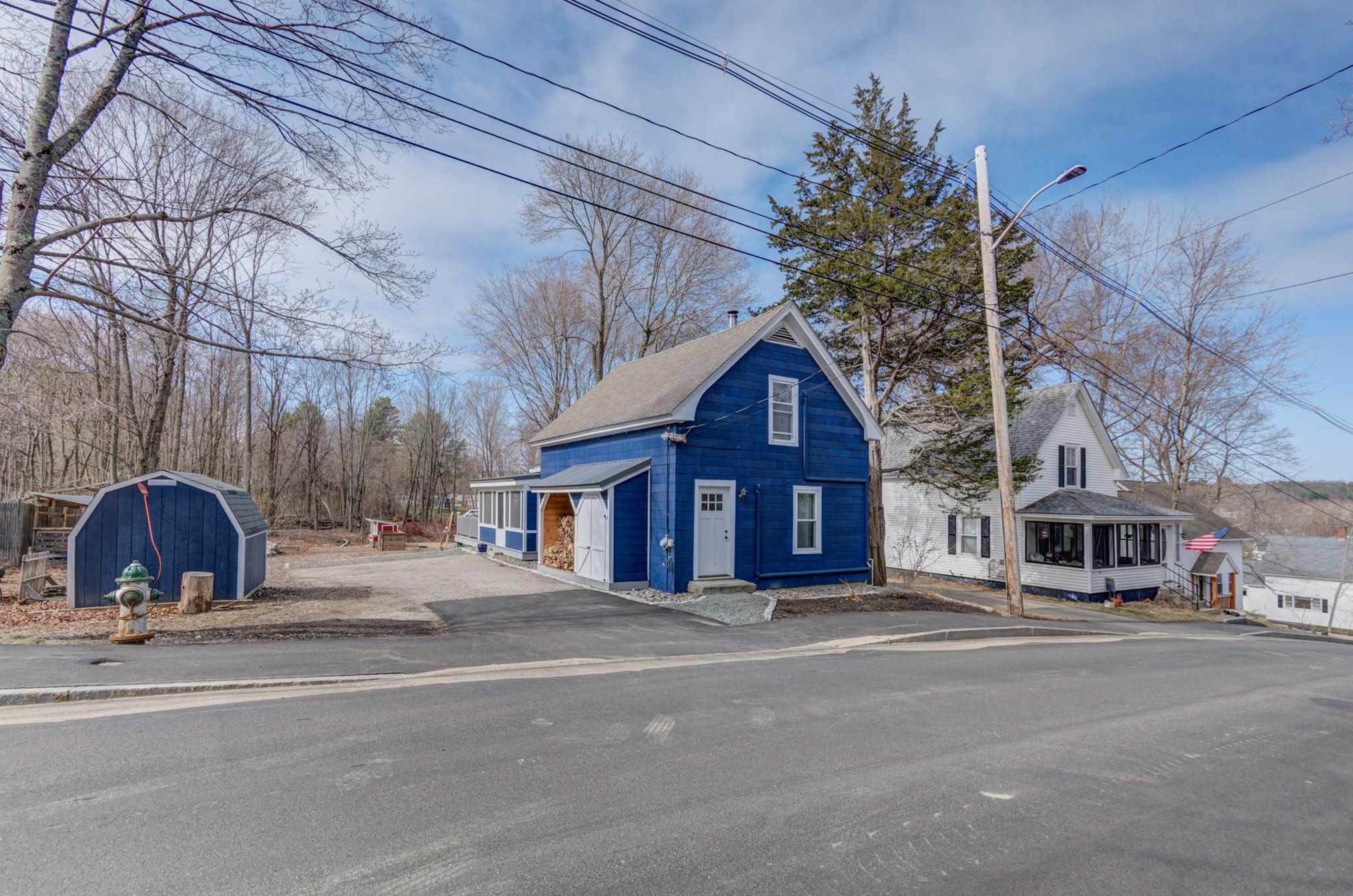 33 Pine St, Tuftonboro, NH 03894-4409