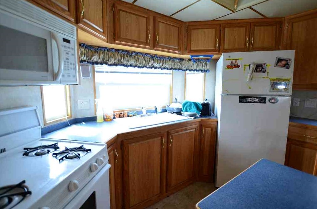 194 Buckley Rd #54, Weare, NH 03281
