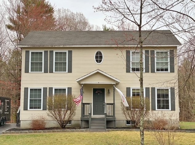 12 Frank Goodwin Rd, Tuftonboro, NH 03894-4132