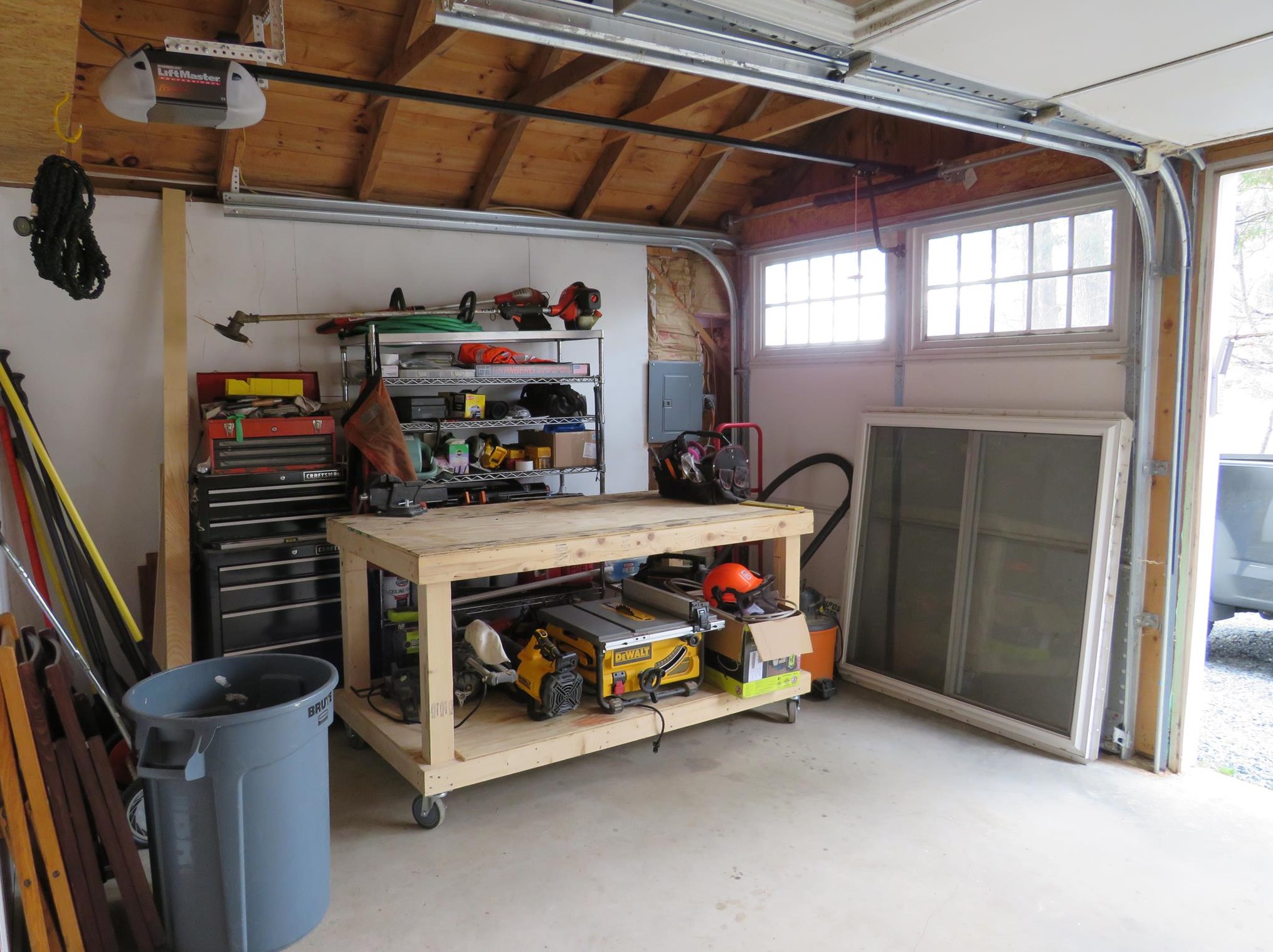 988 Shore Rd, Bridgewater NH  03222-3660 exterior