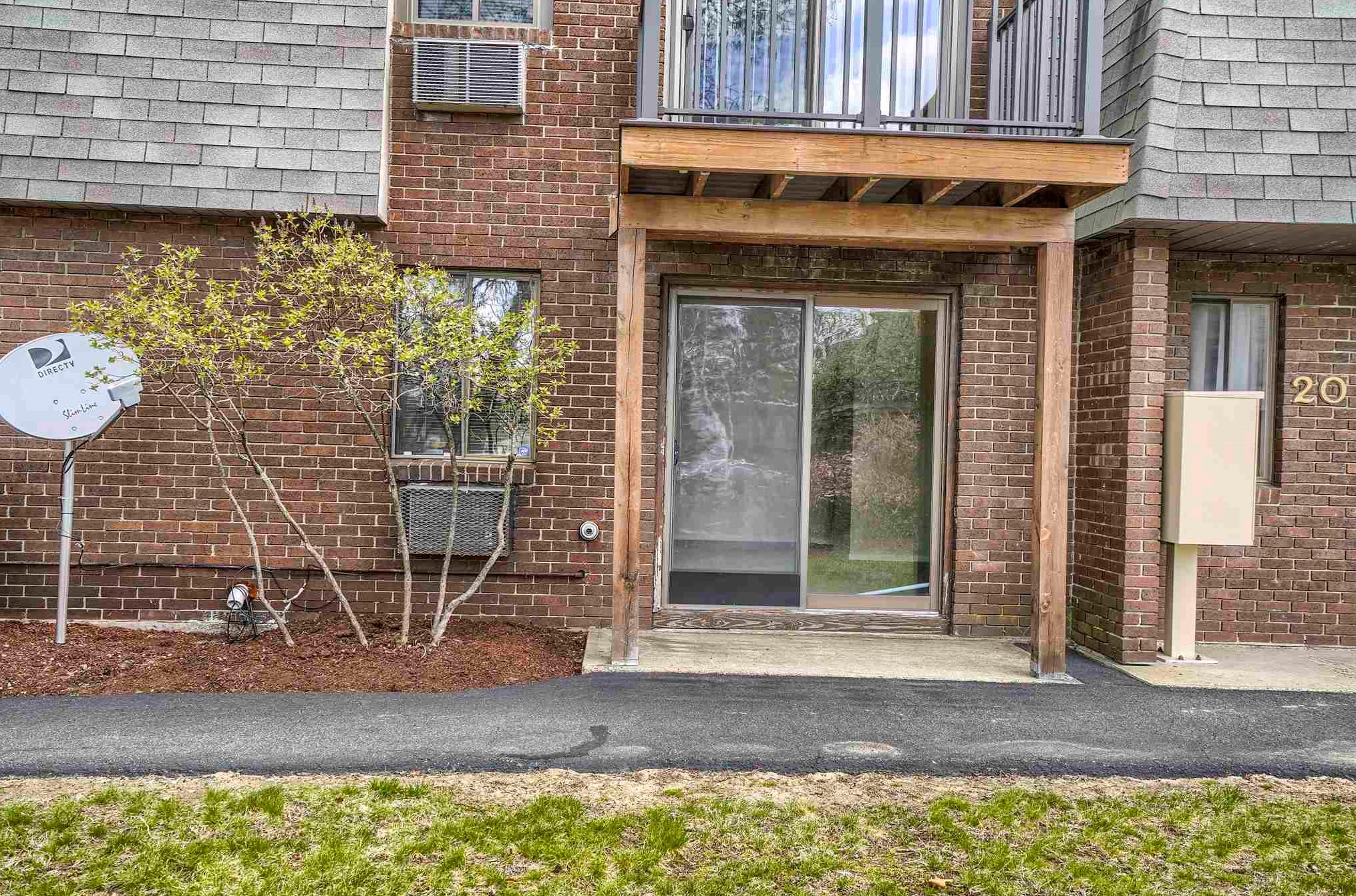 20 Robert Ct #b, Manchester, NH 03103