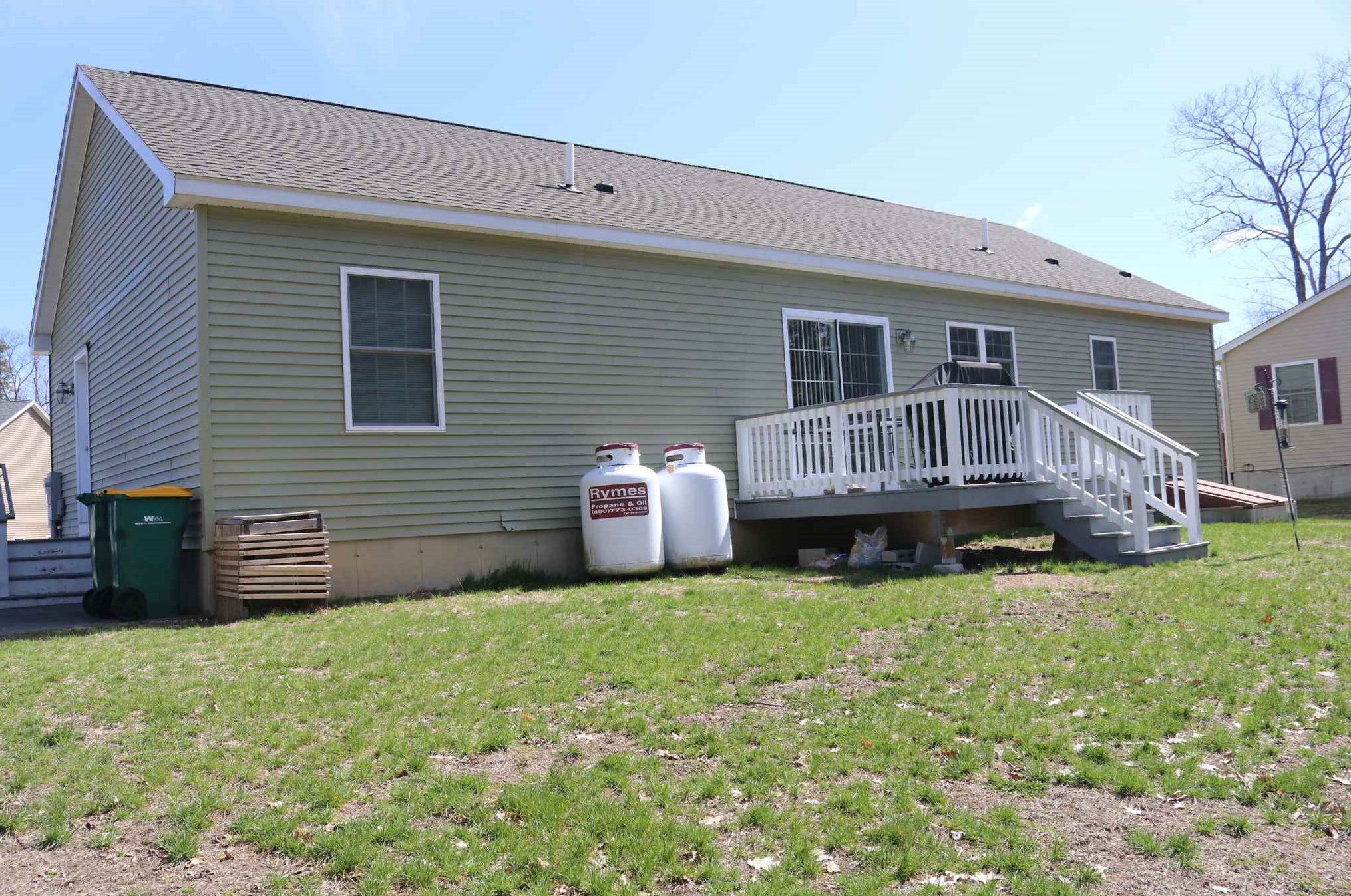 11 Collins Cir, Rochester, NH 03867-2468