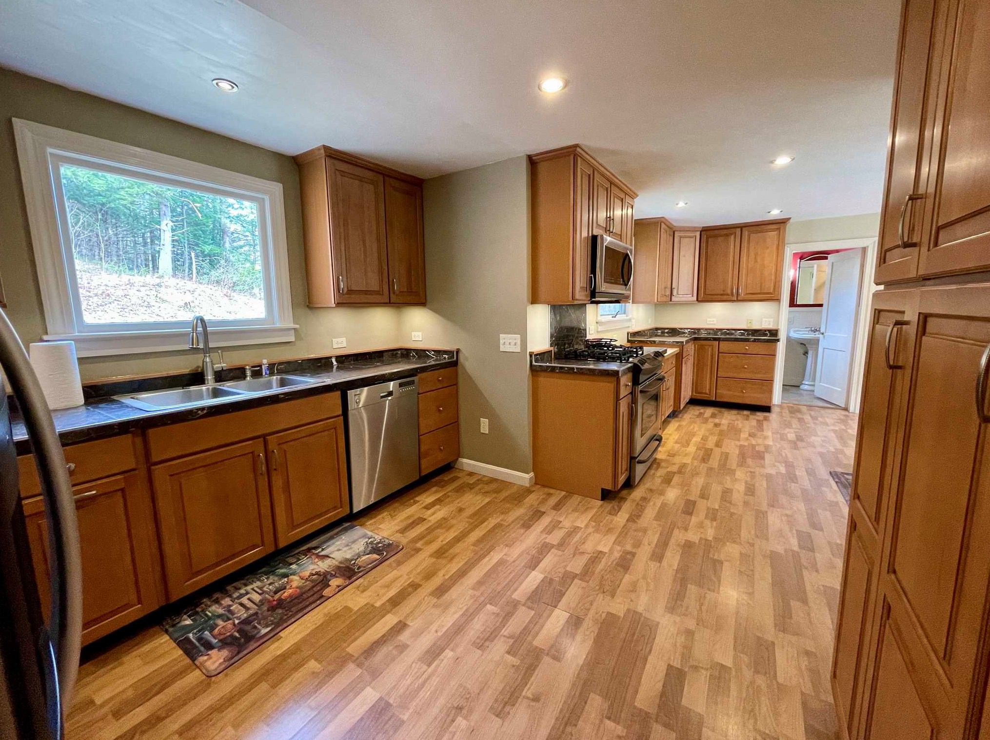 30 Greenwood Rd, Unity, NH 03773