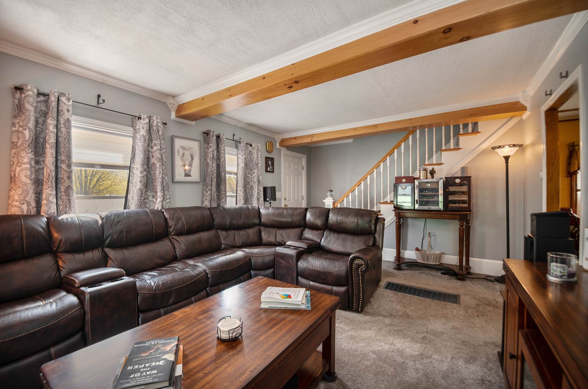 4 Cottage St, Goffstown, NH 03045