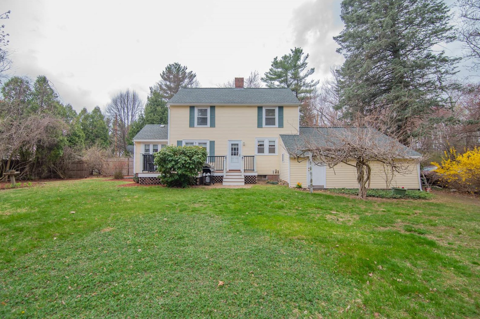 6 North Ave, Plaistow, NH 03865