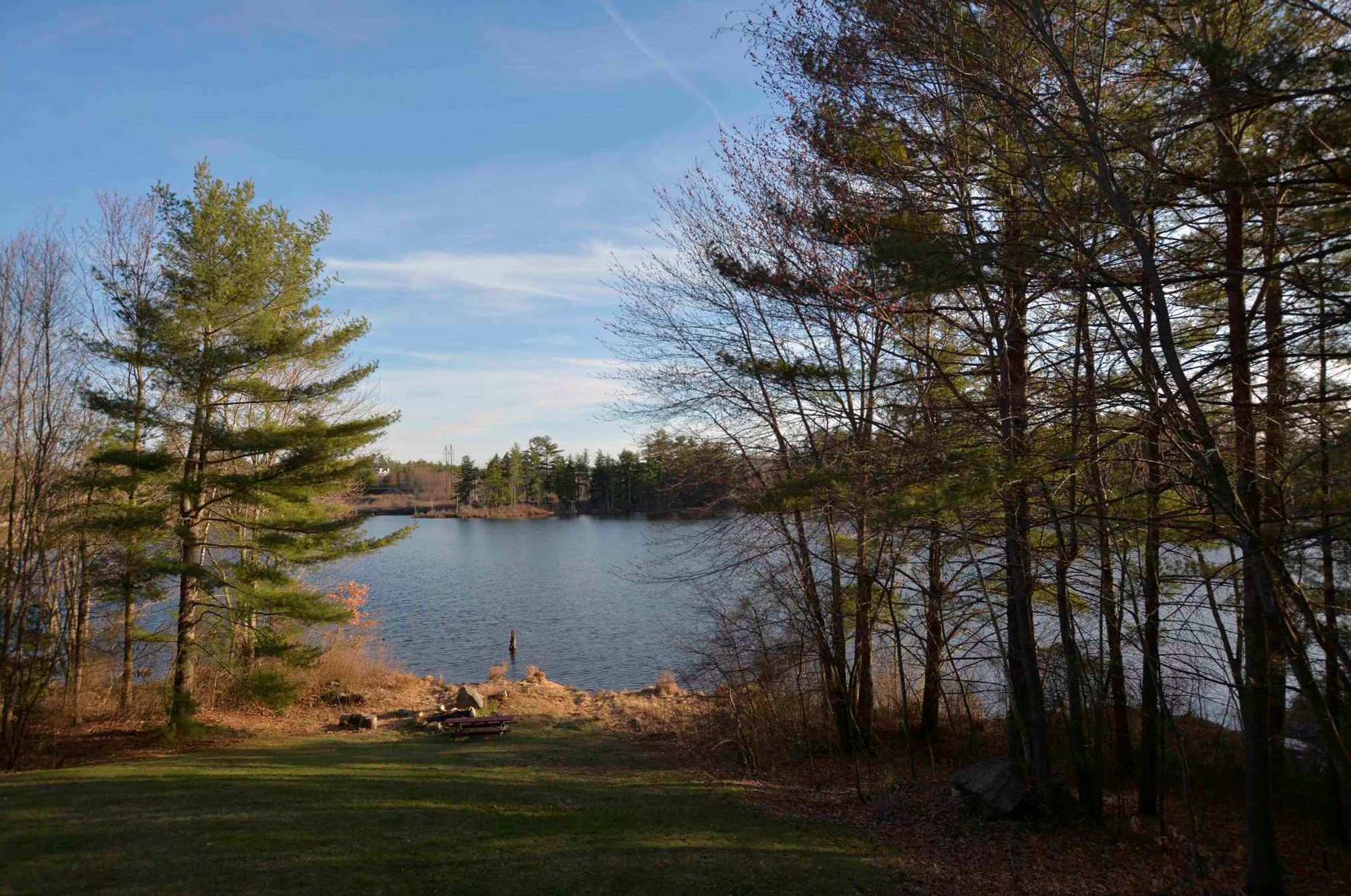 27 Hunt Pond Rd, Sandown, NH 03873