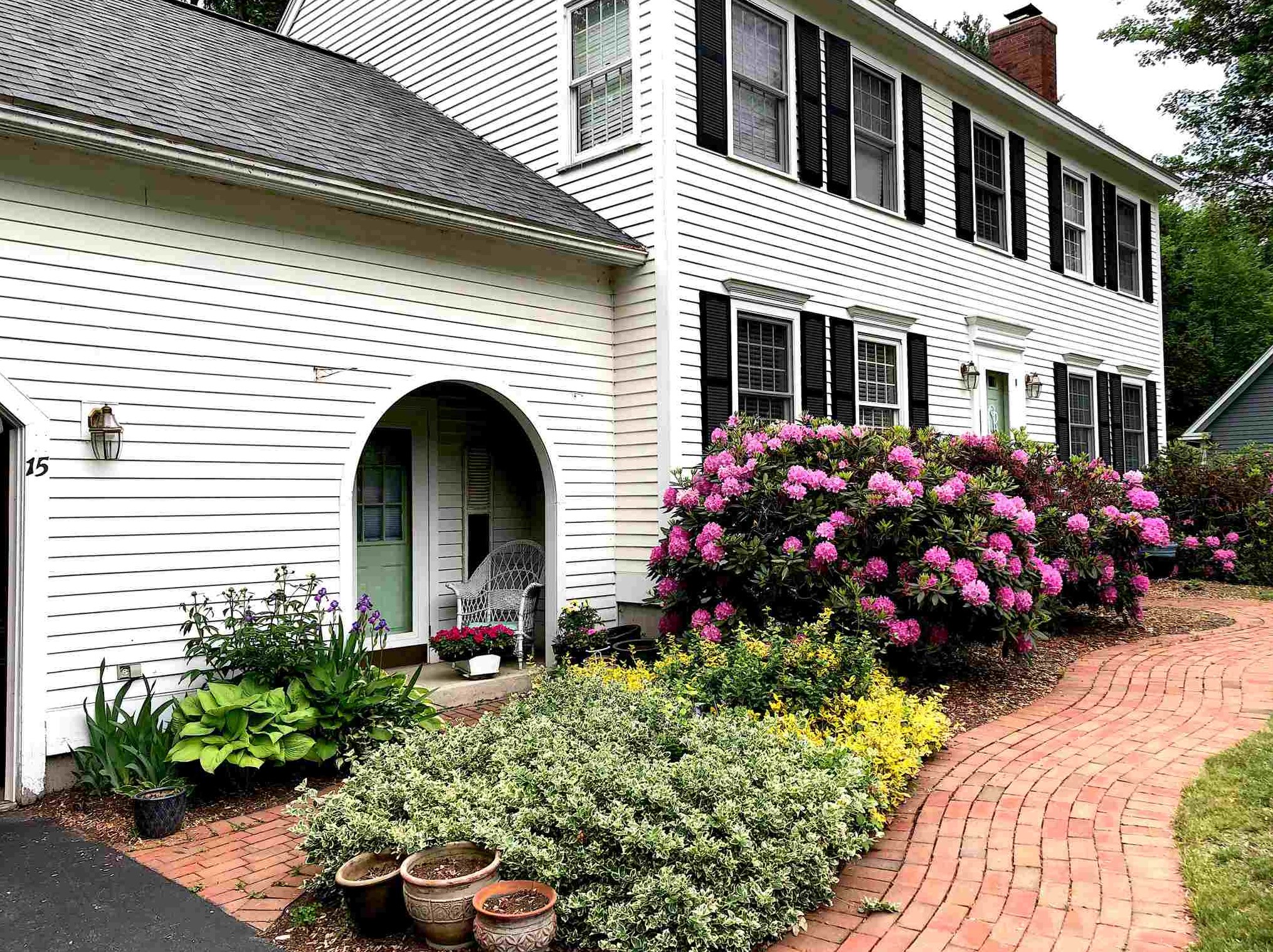 15 Peterson Cir, Concord, NH 03303