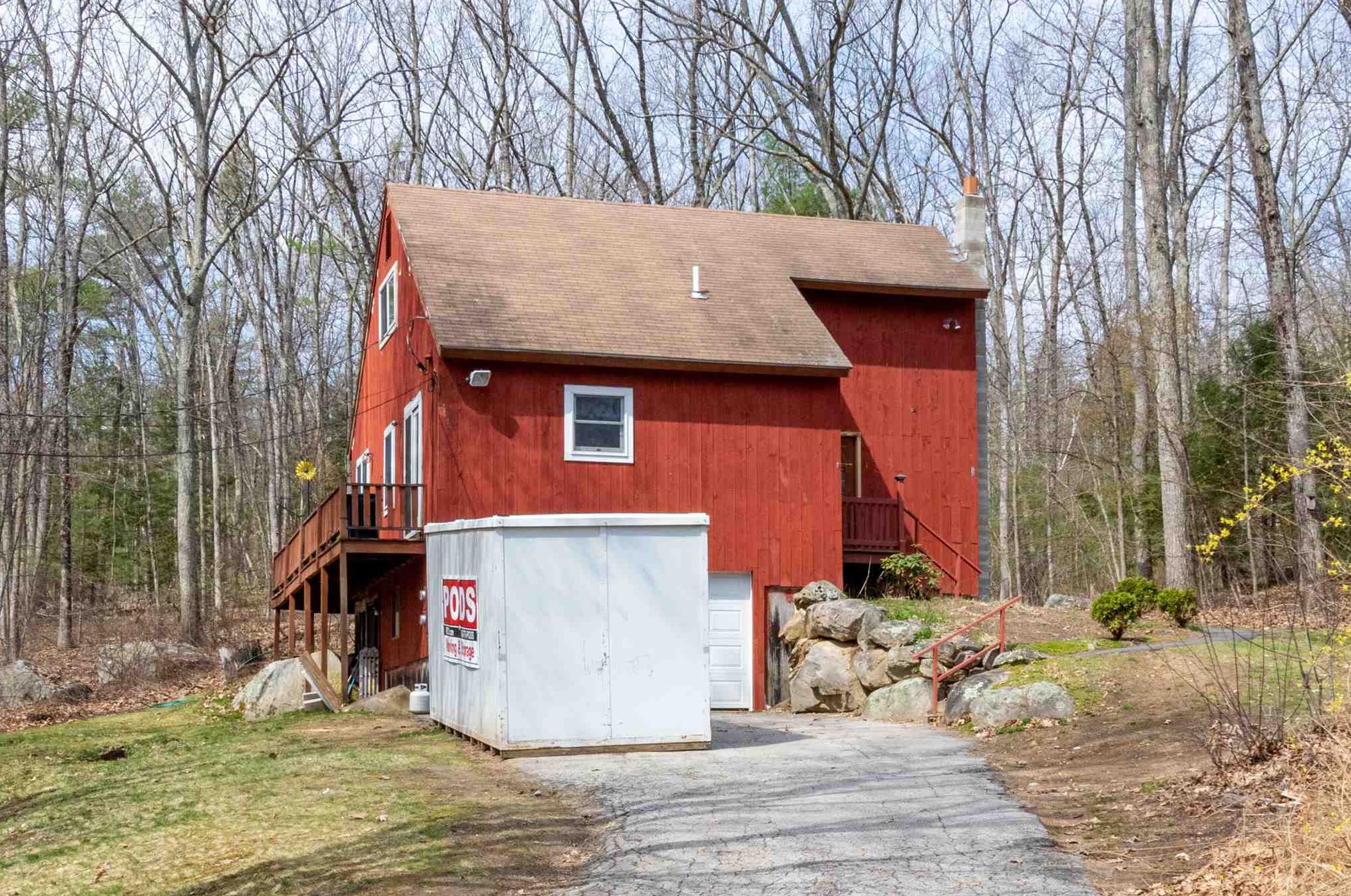 19 Cunningham Dr, Derry, NH 03038