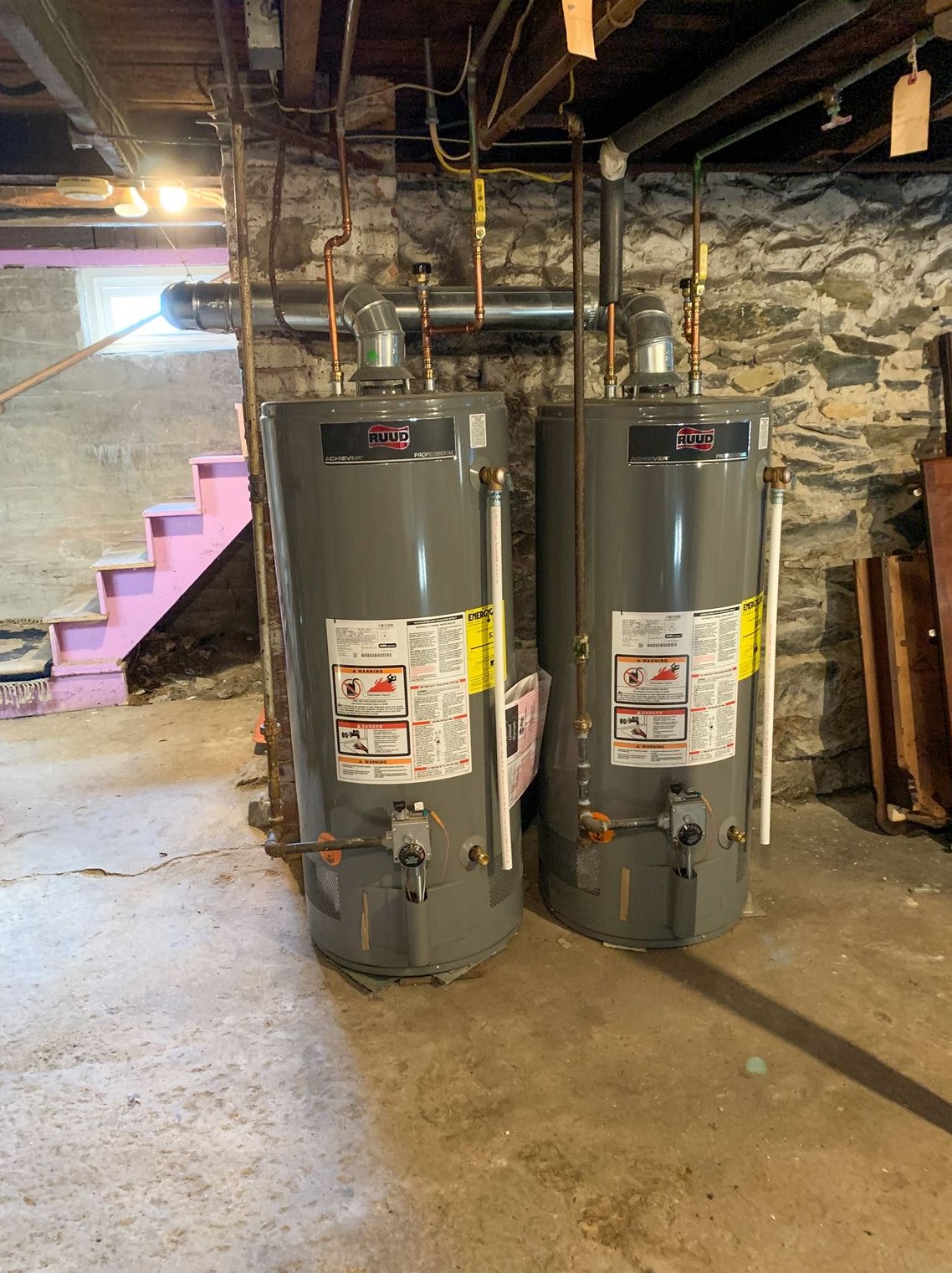 35 Boynton St, Lowell MA 01850-1216 exterior