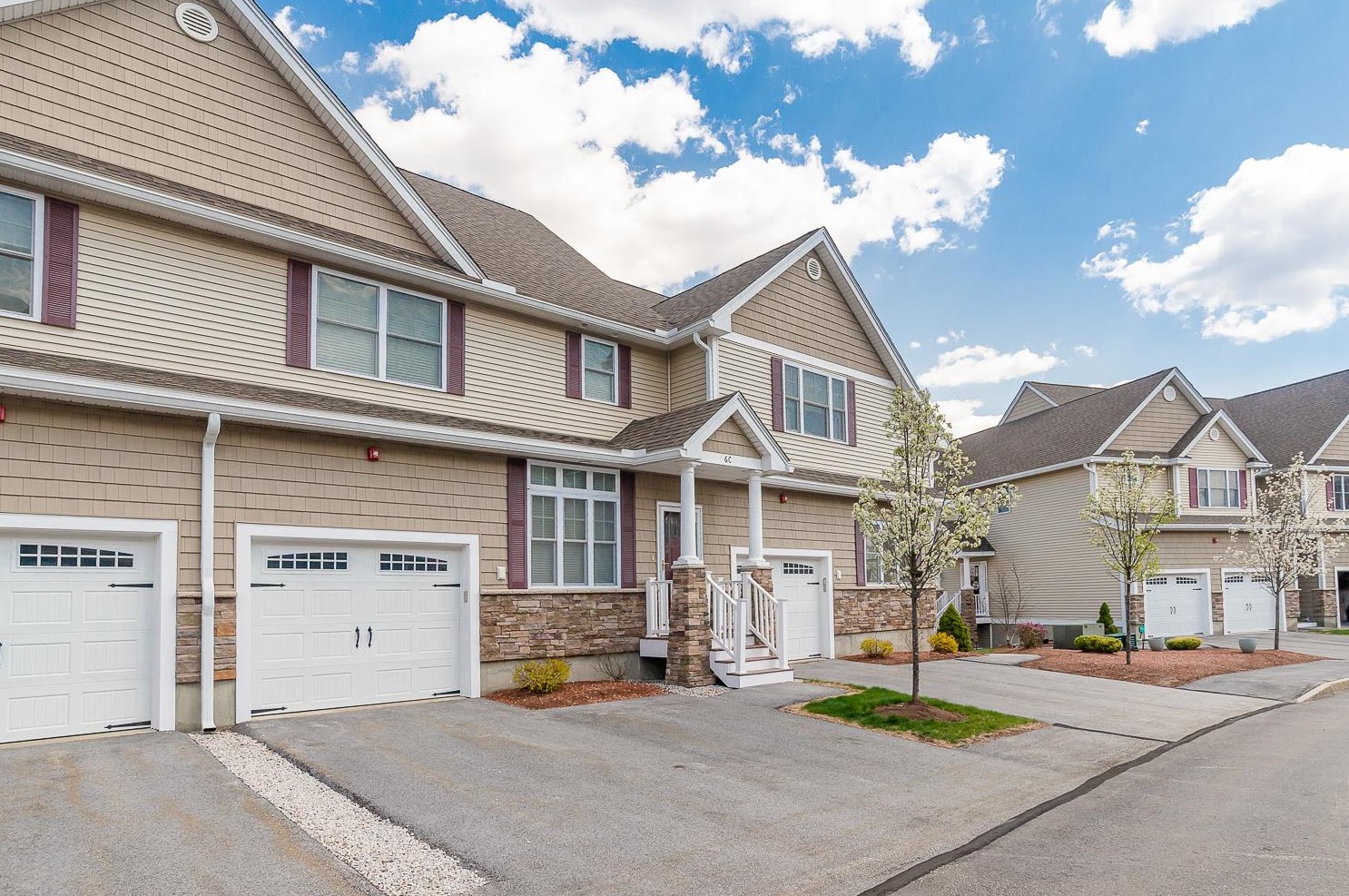 6 Manor Dr #c, Manchester, NH 03106