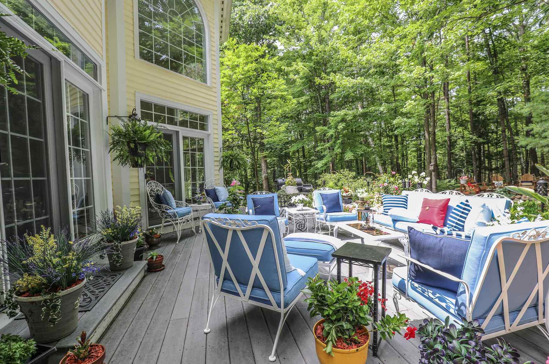 7 Checkerberry Ln, Concord, NH 03301