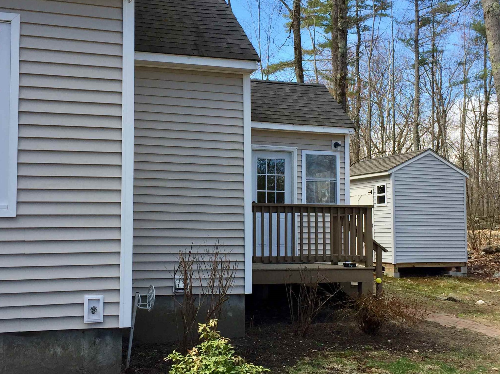4 Lark St, Tuftonboro, NH 03894-4307