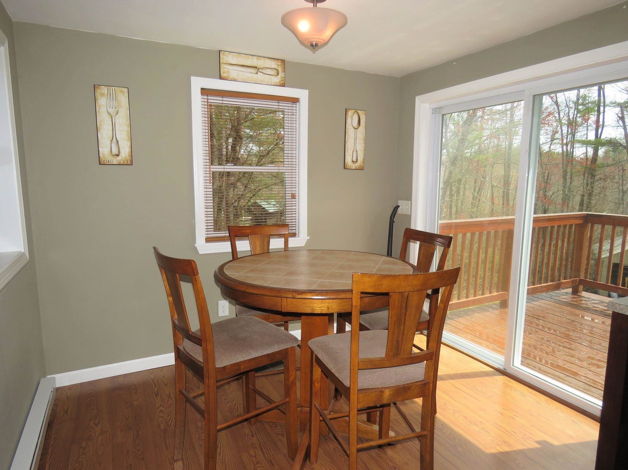 48 Quaker St, Newton, NH 03858