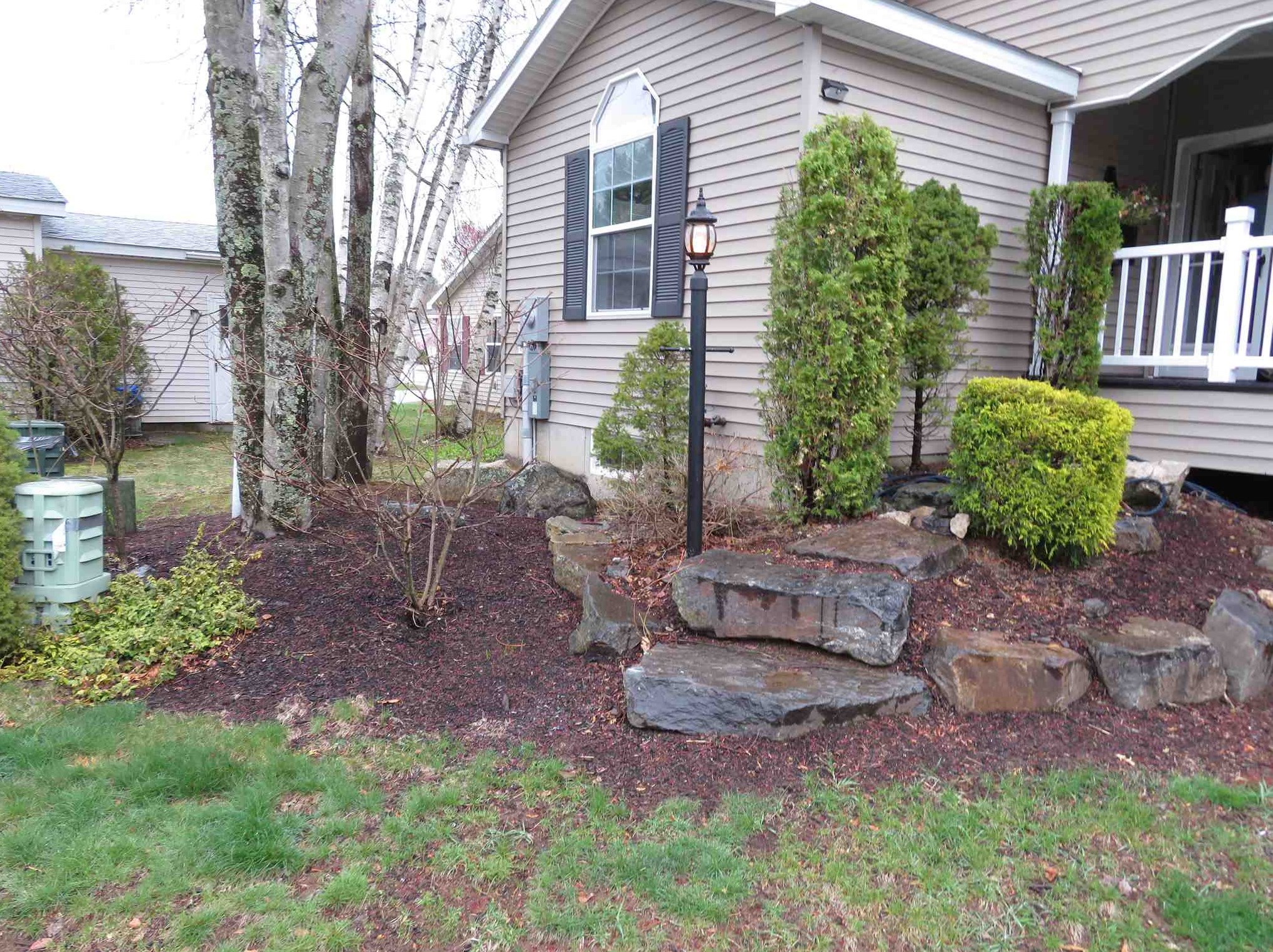 62 Magnolia Ln, Belmont, NH 03220