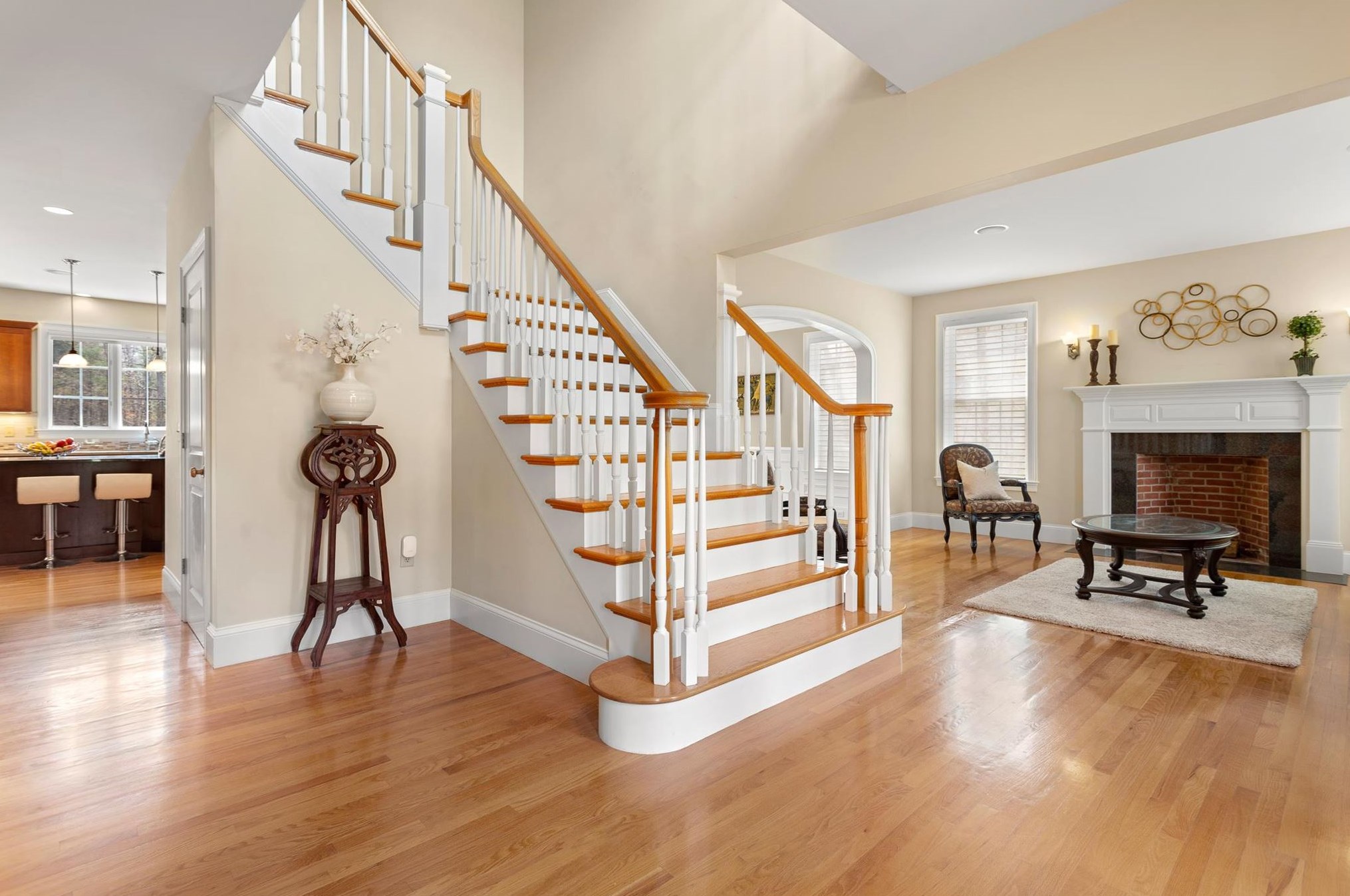 33 Long Hill Rd, Hollis, NH 03049
