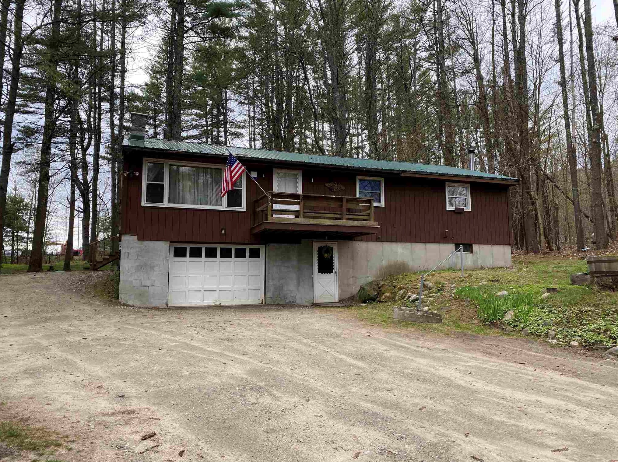 26 Sanborn Rd, Bridgewater, NH 03264 exterior