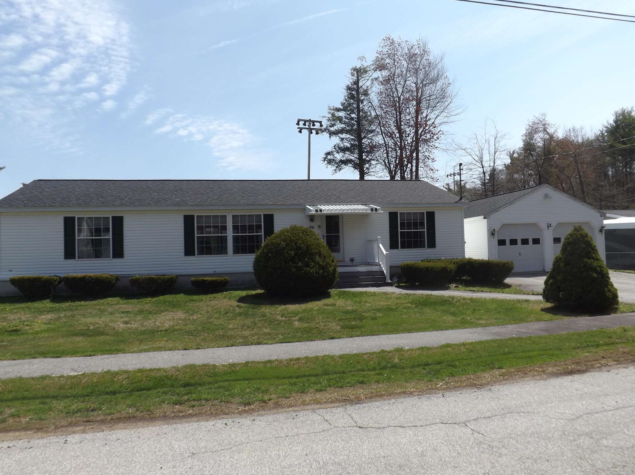 20 Butland Ave, Seabrook, NH 03874