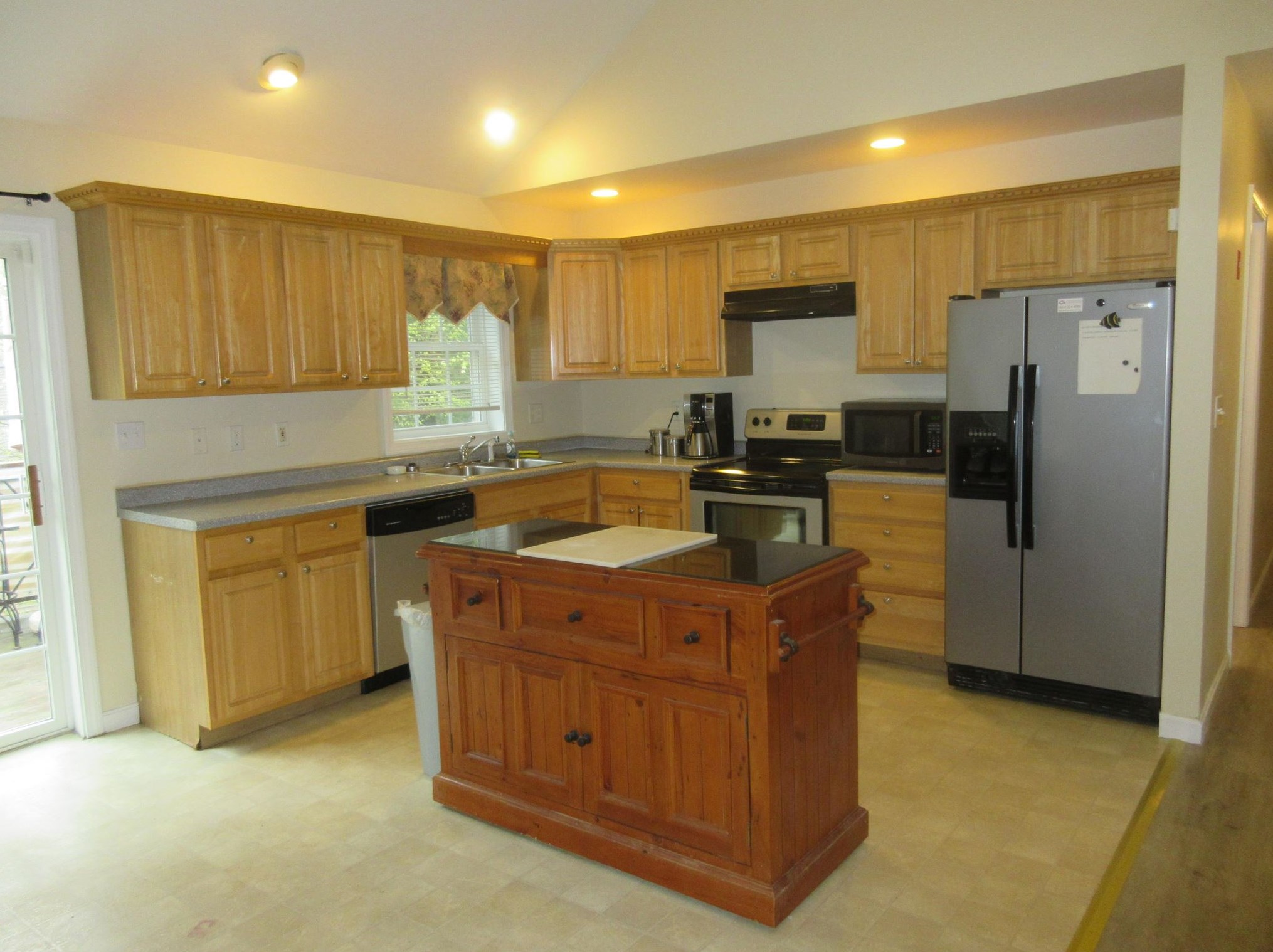 40 Melody Ln, Hillsboro, NH 03244