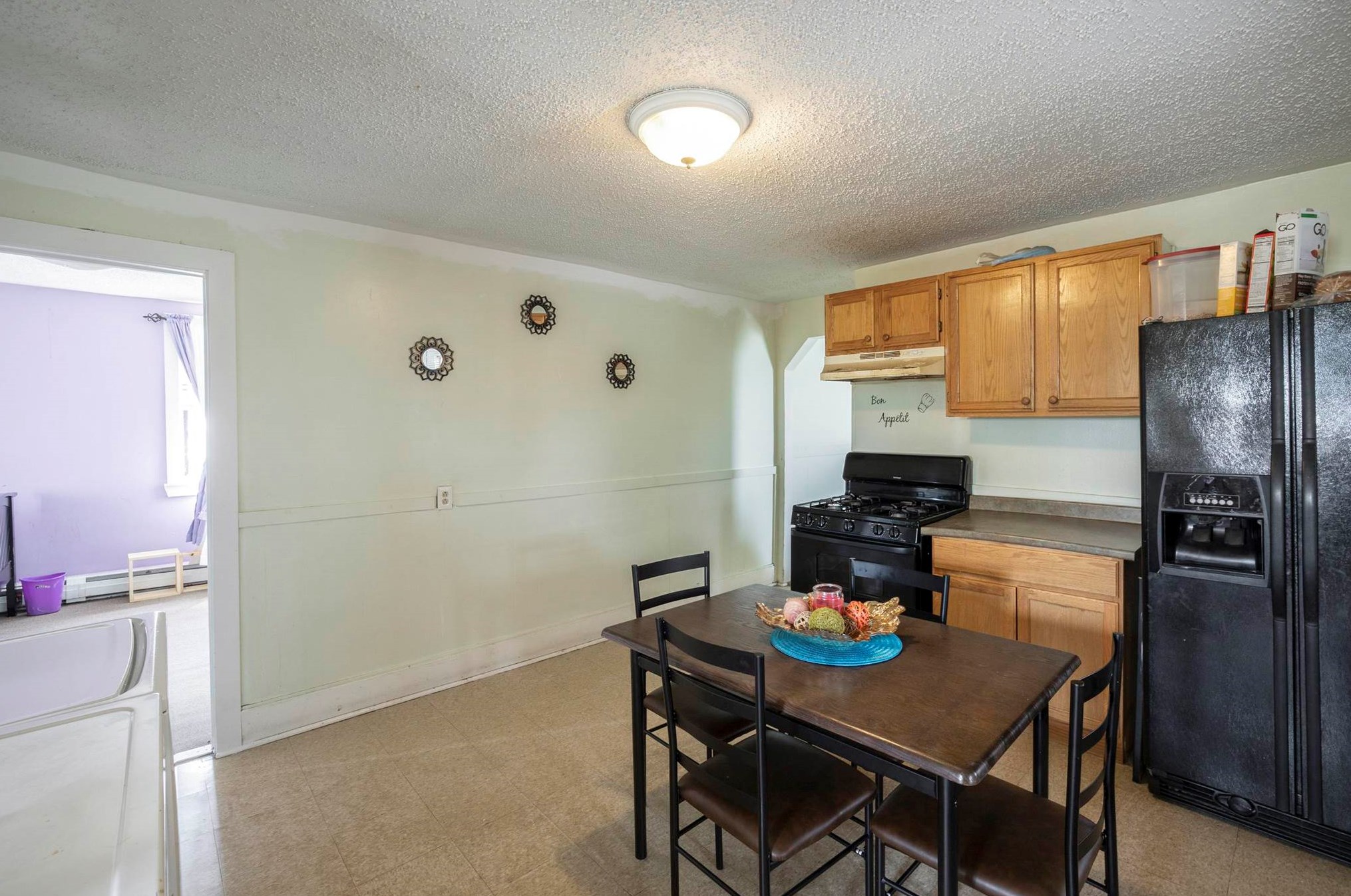 343 Auburn St, Manchester NH 03103-4805 exterior