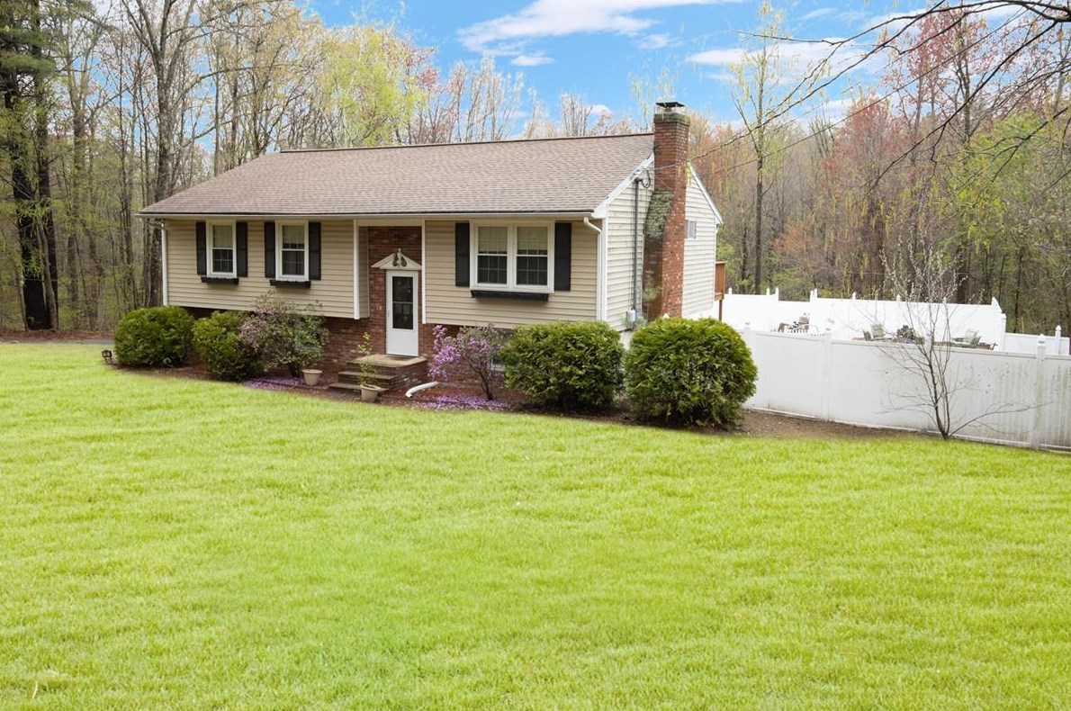 15 Thornell, Newton, NH 03858
