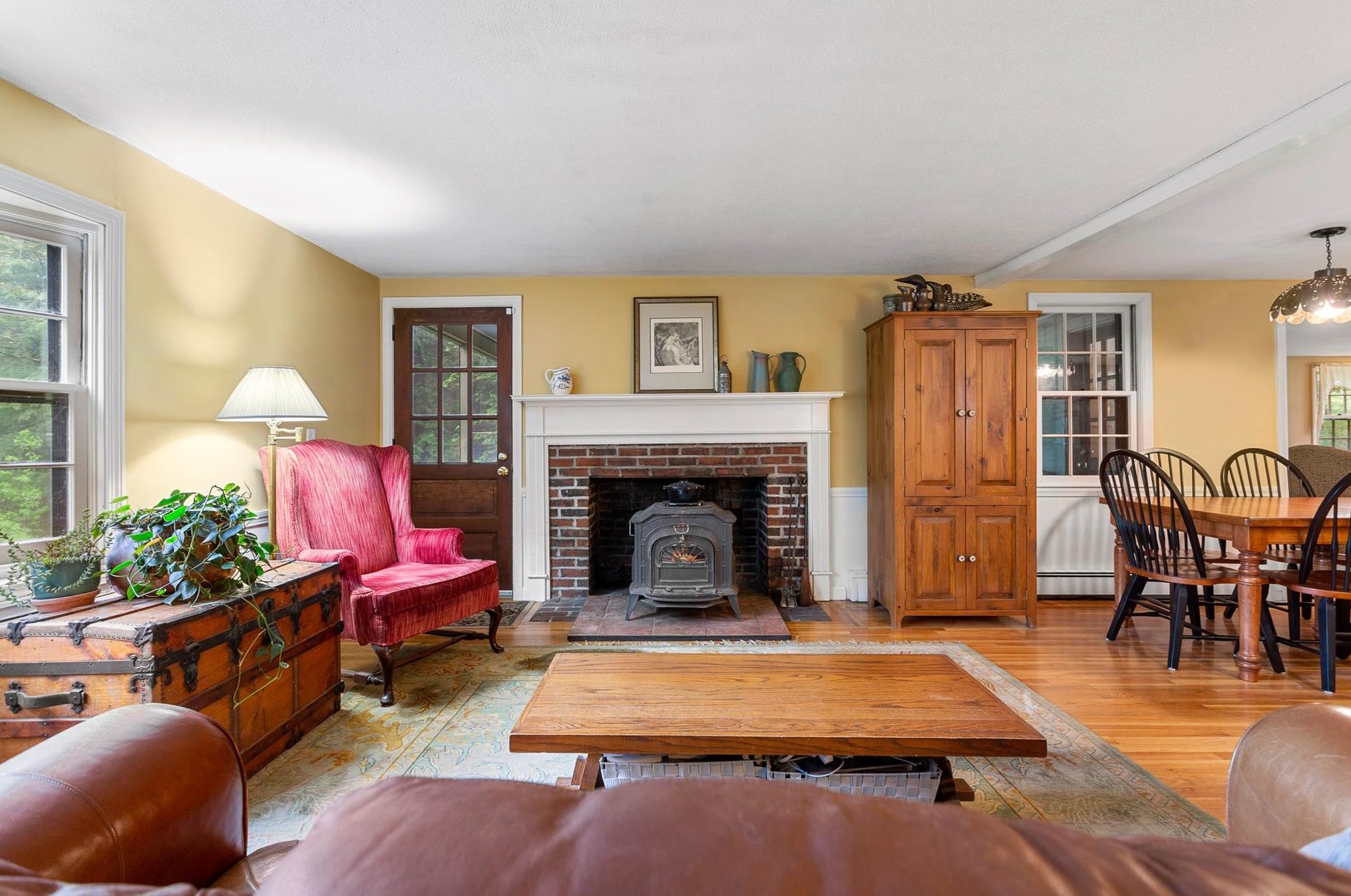 2 Brimstone Hill Rd, Amherst, NH 03031