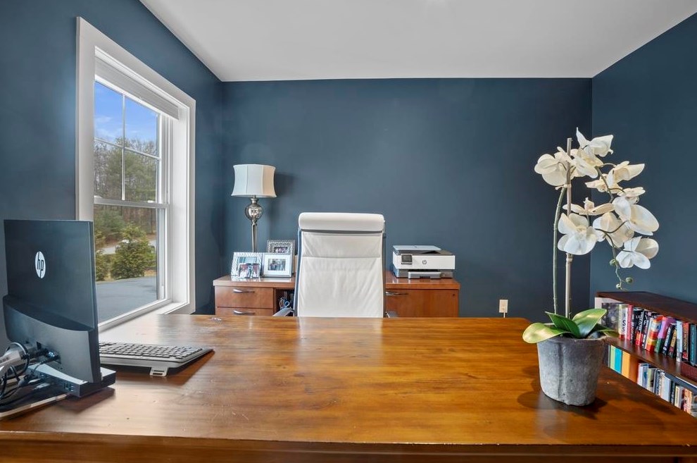 4 Heath Dr, Newfields NH  03856-4400 exterior