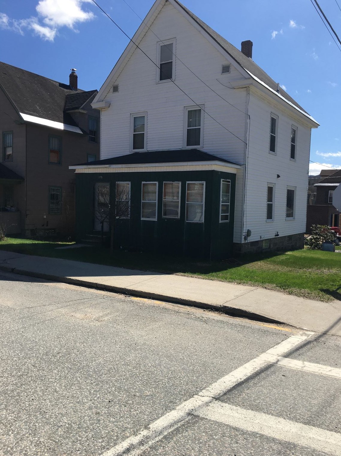 275 Willard St, Berlin, NH 03570-1846