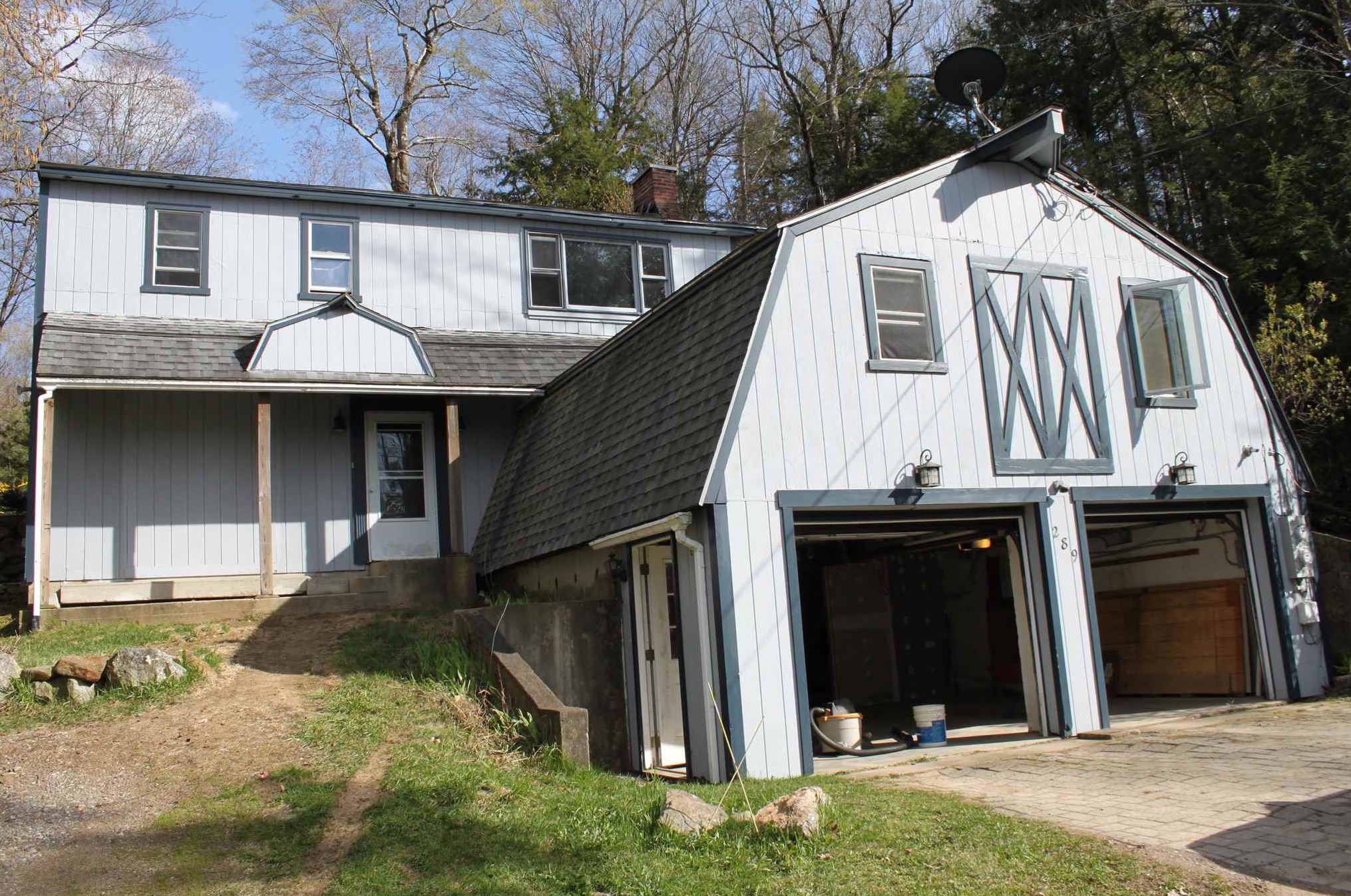 289 Hemlock Dr, Gilmanton, NH 03237