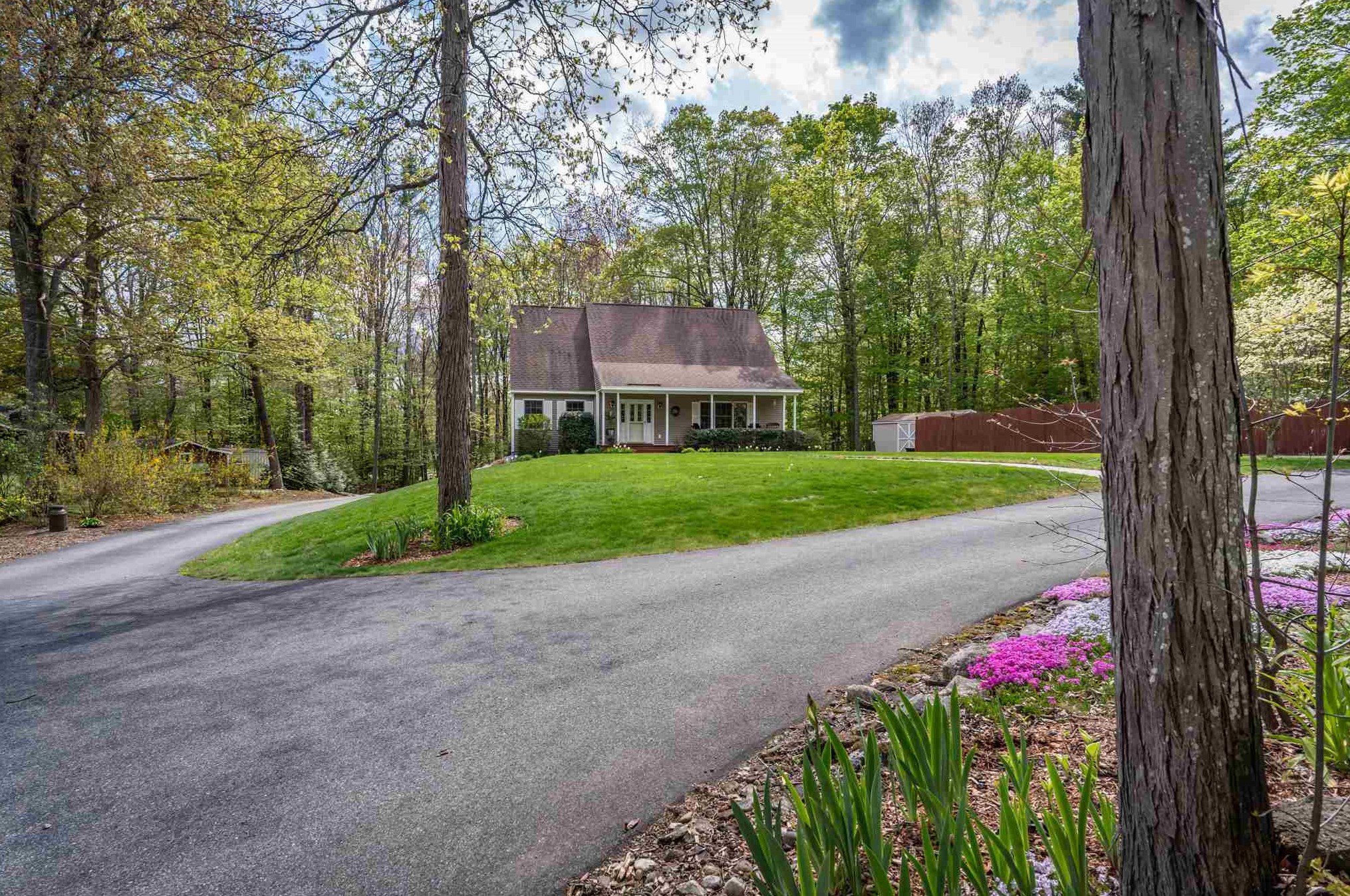 68 Long Pond Rd, Danville, NH 03819