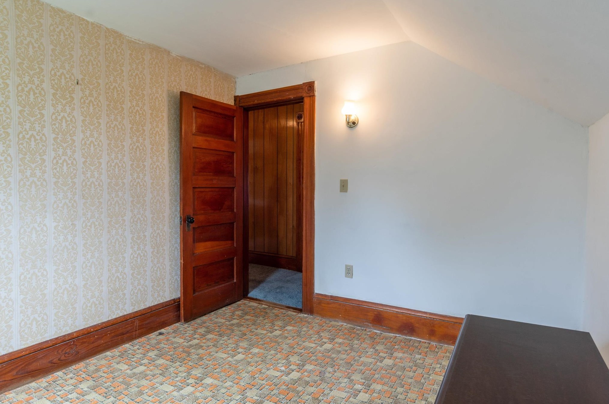 25 Main St, Manchester NH 03102-5129 exterior