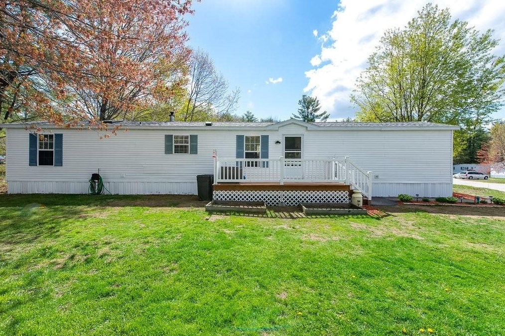 20 1st, Barrington, NH 03825