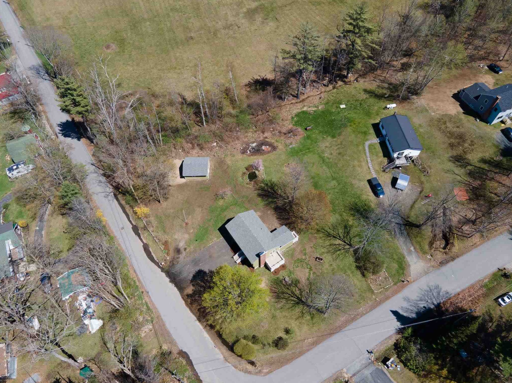 101 Chestnut St, Bridgewater NH  03222-3071 exterior