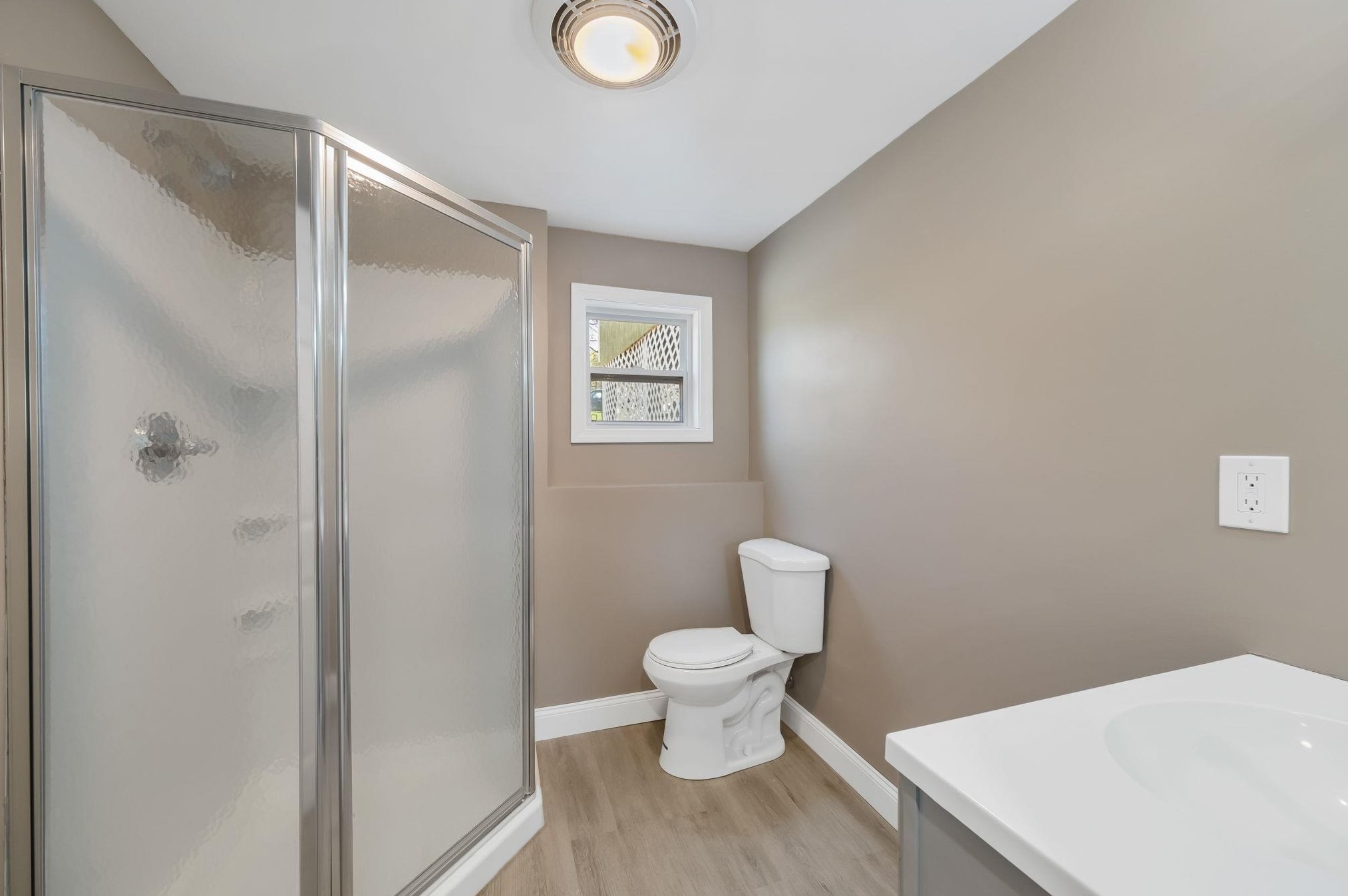 101 Chestnut St, Bridgewater NH  03222-3071 exterior