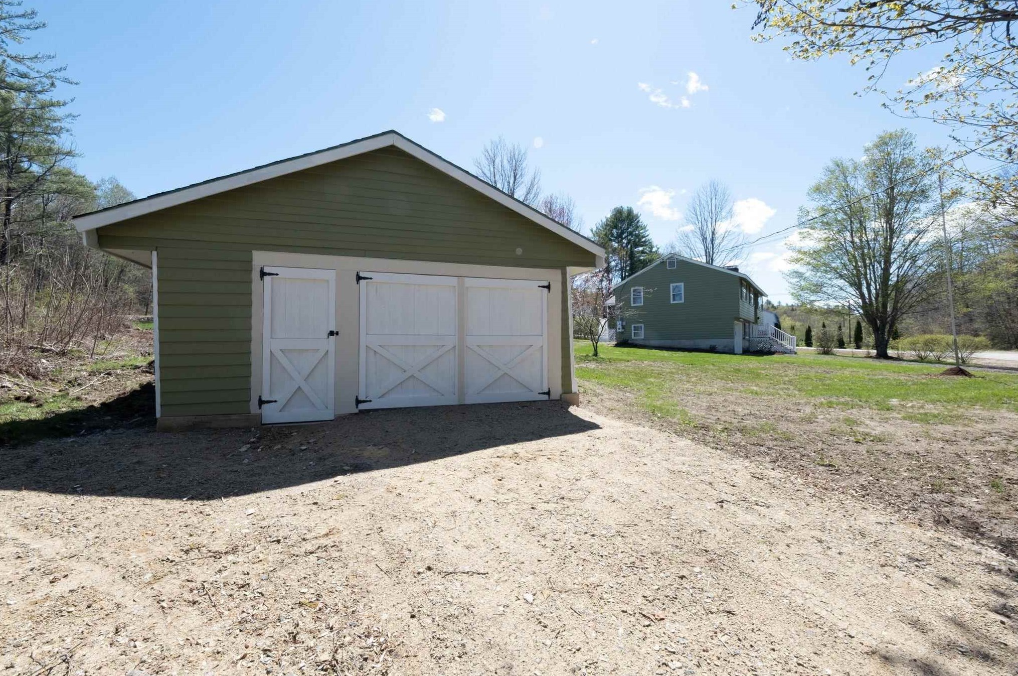 101 Chestnut St, Bridgewater NH  03222-3071 exterior