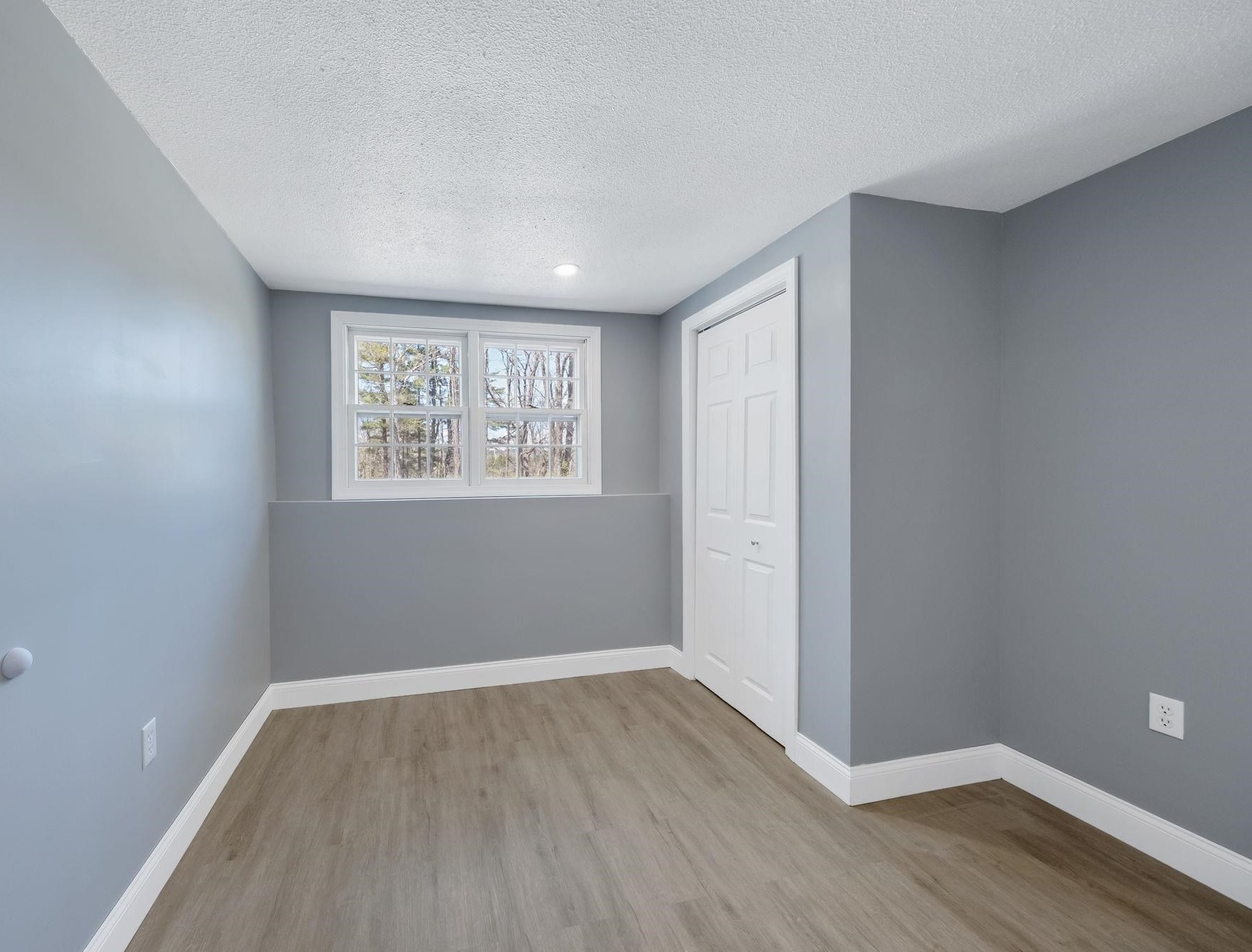 101 Chestnut St, Bridgewater NH  03222-3071 exterior