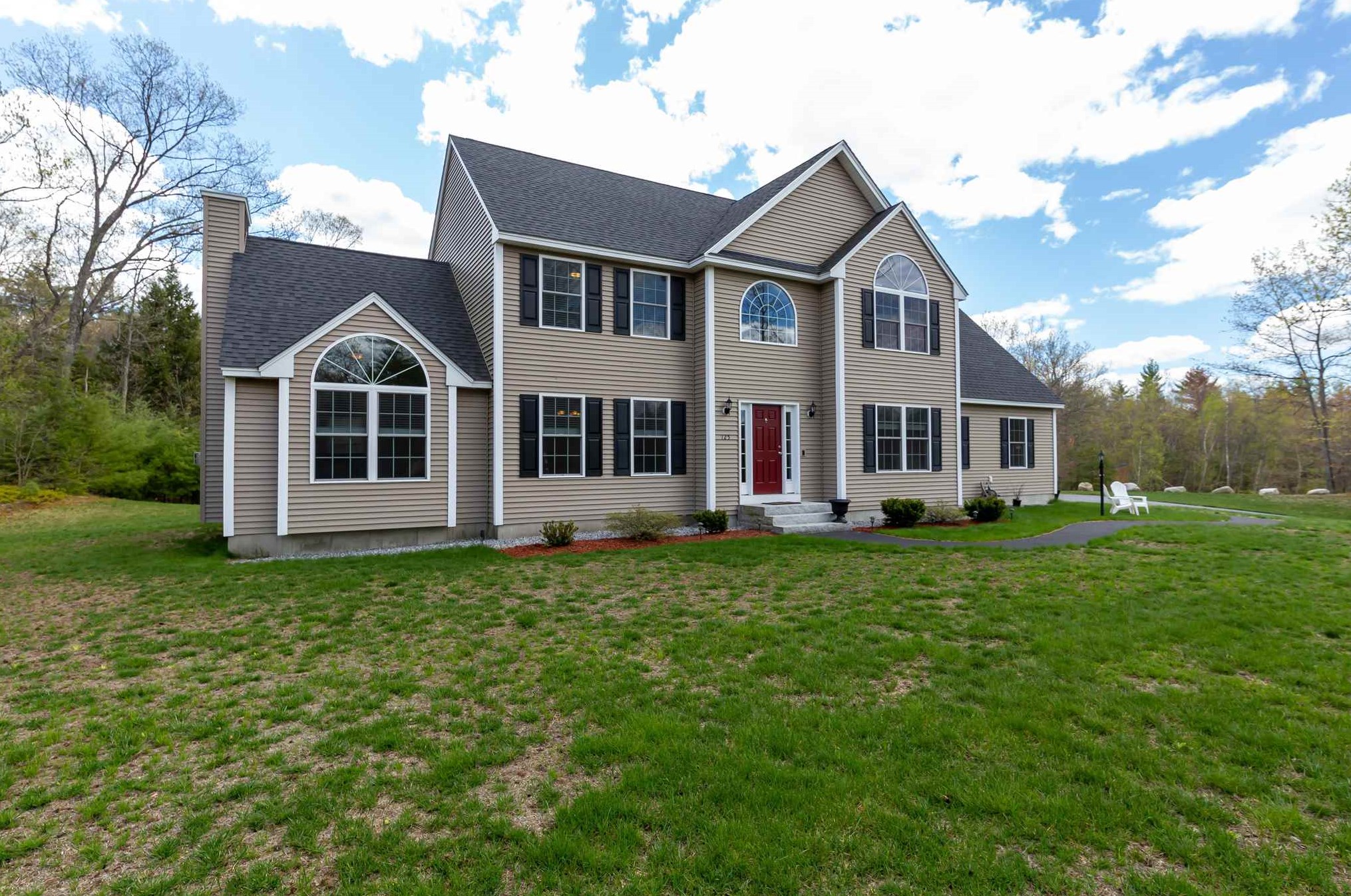 125 Steam Mill, Auburn, NH 03032