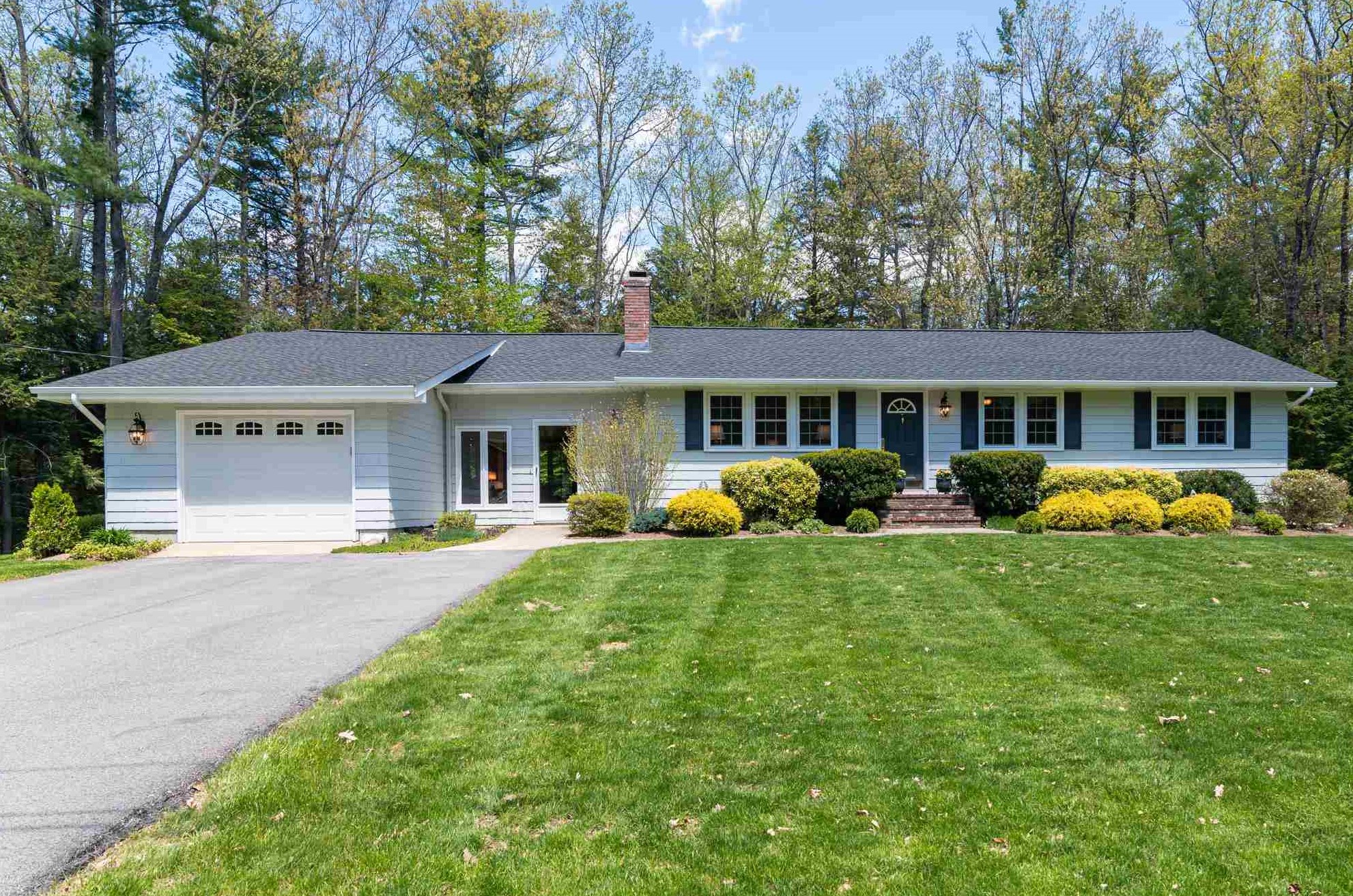 4 Miles Road, Amherst, NH 03031