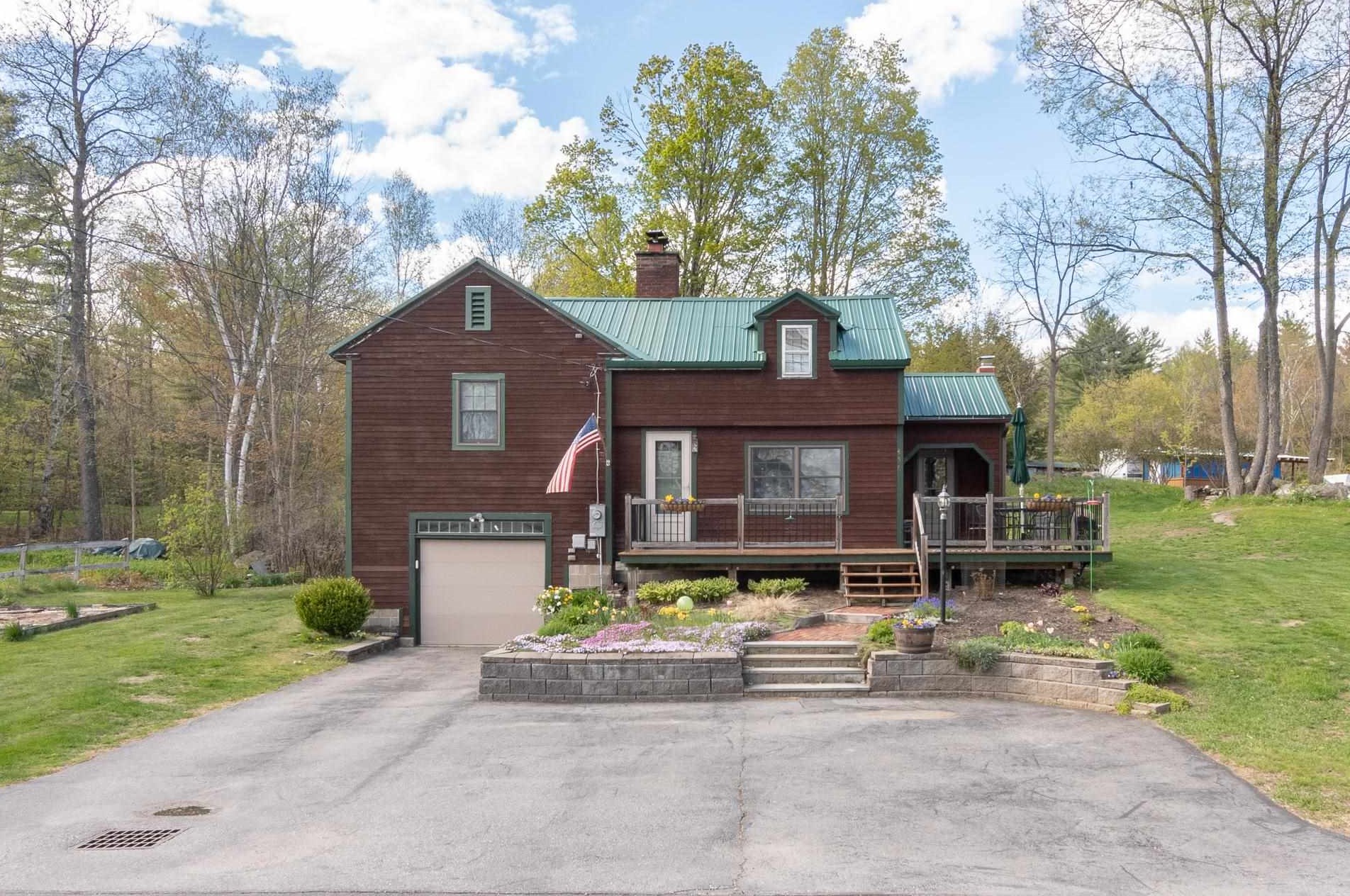 456 Waukewan Rd, Ctr Harbor, NH 03226