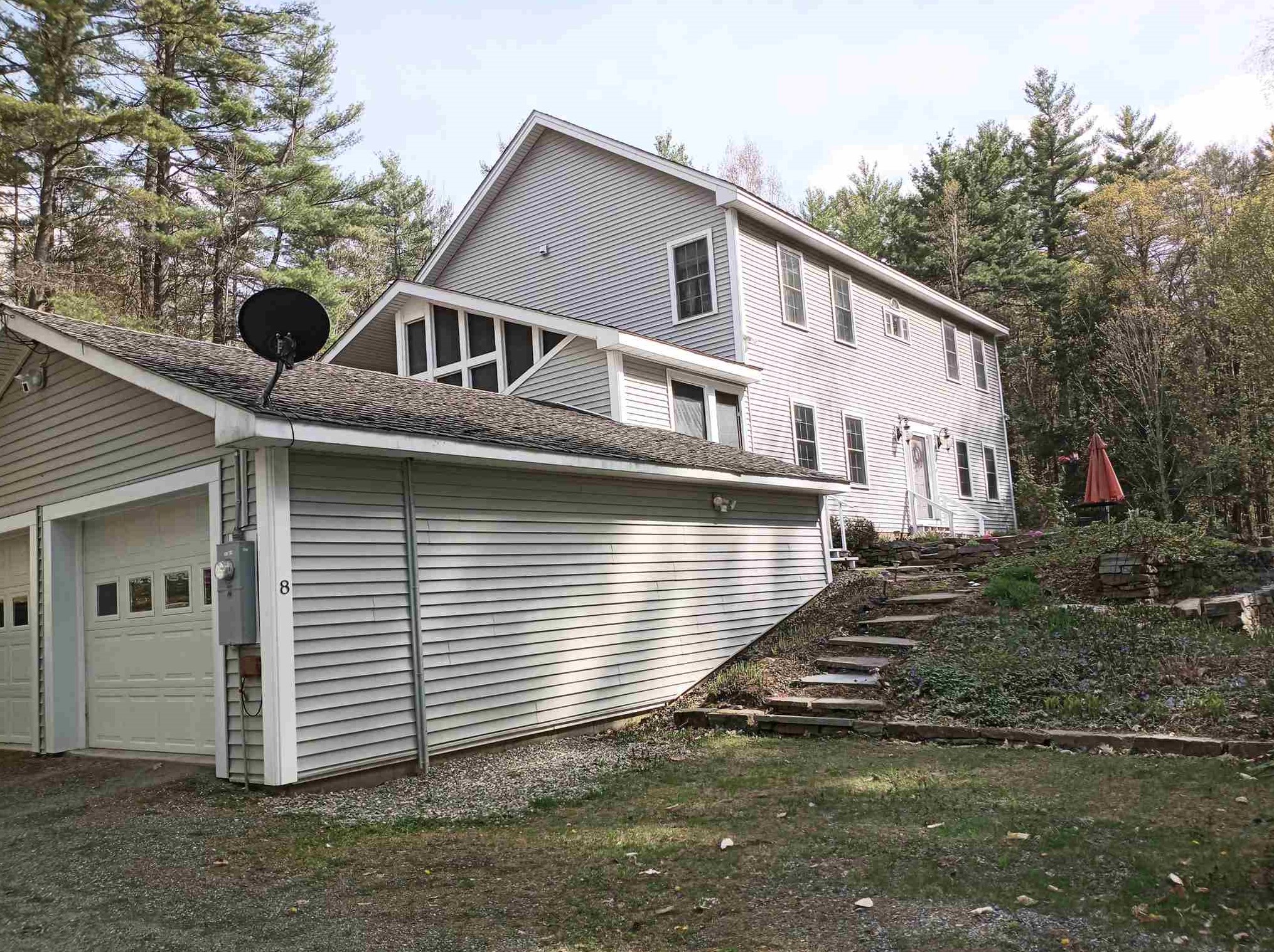 8 Tifft Rd, Cornish, NH 03745 exterior