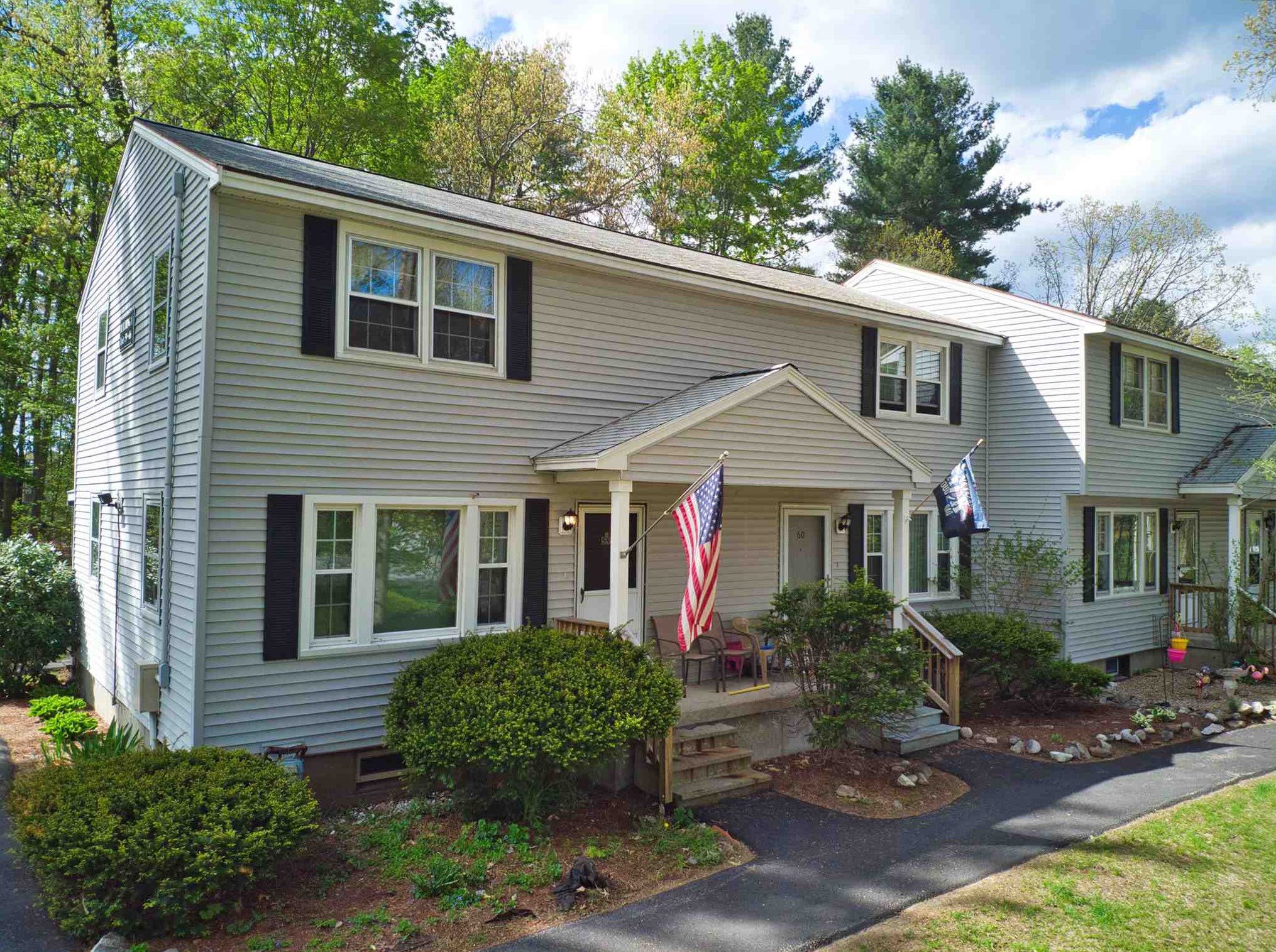 59 Boulder Dr, Londonderry, NH 03053