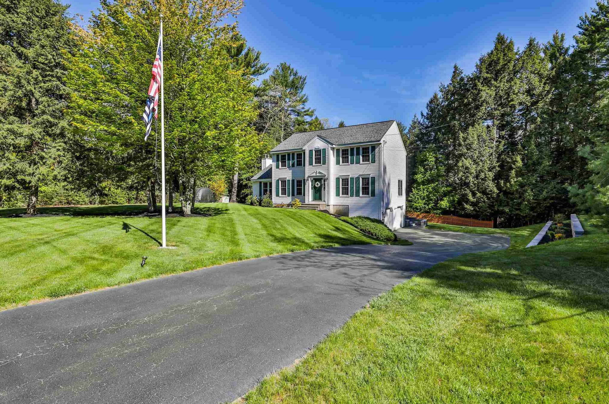 13 Laurel Crest, Brookline, NH 03033