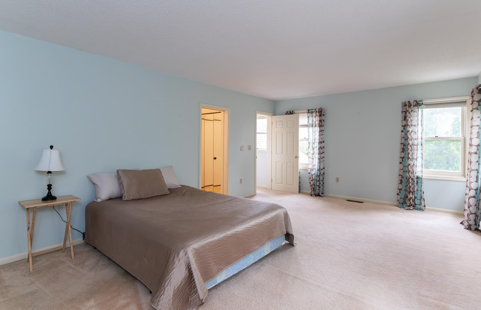 12 Wynridge Rd, Windham NH  03087-1658 exterior